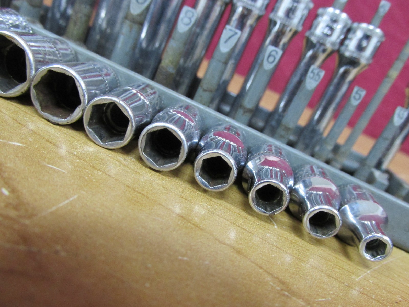 Snap On 25pc 1/4″ Dr 6pt METRIC Flank Drive Deep & Shallow 4-15 mm Socket Set
