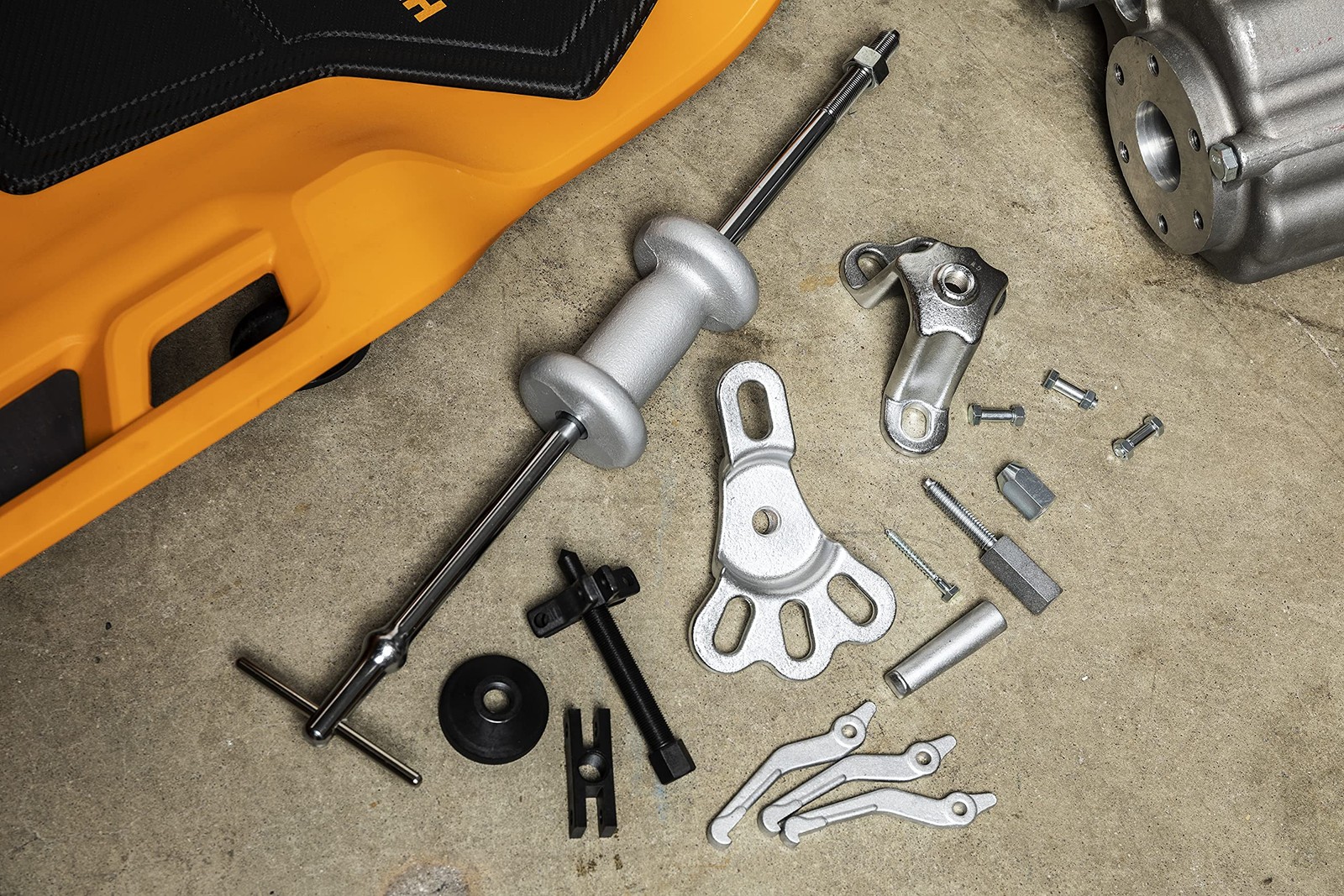 GEARWRENCH 10 Way Slide Hammer Puller Set – 41700D Silver