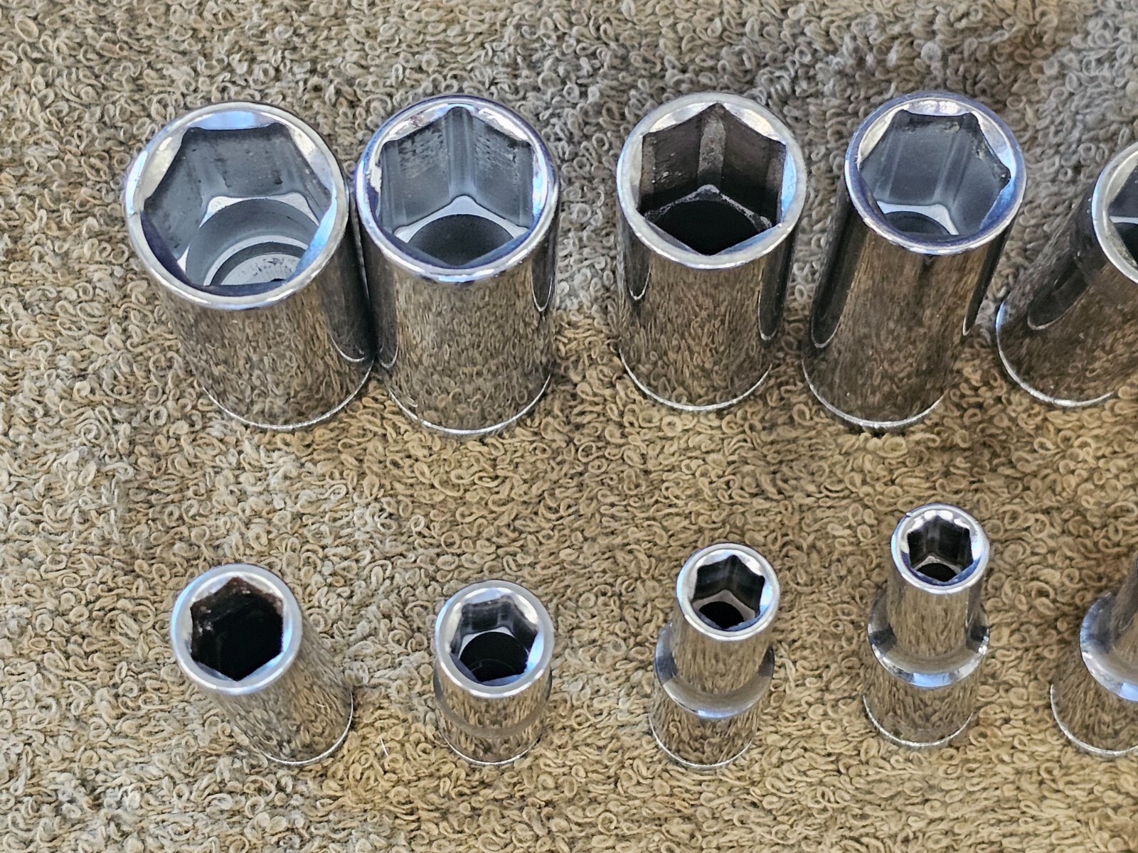14 Westward Sockets 1/4 Drive Deep Well 15 14 13 12 11 10 9 8 7 6 5.5 Metric Set