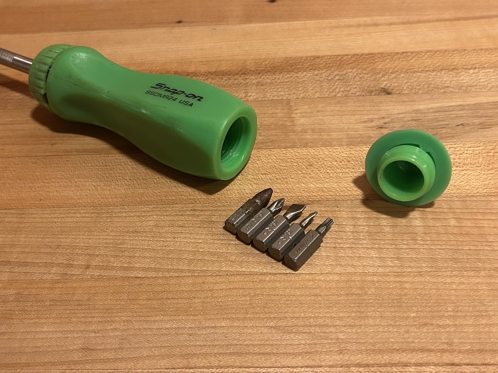 Snap-on Tools | SSDMR24G (Green) 24” Extra Long Ratcheting Screwdriver + 5 Bits