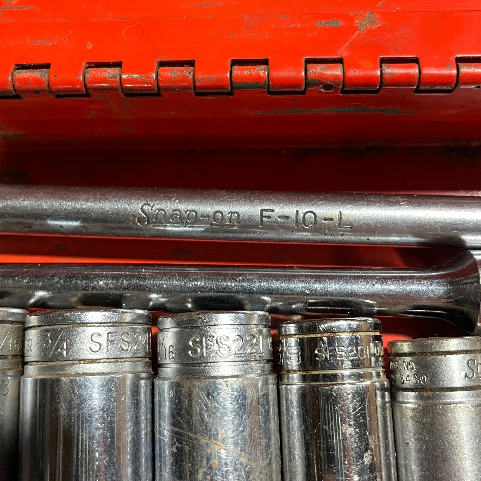 Snap-on 3/8″ Drive Socket Wrench 33 pc Set SFS081-181 FS081-181 6 pt in Box
