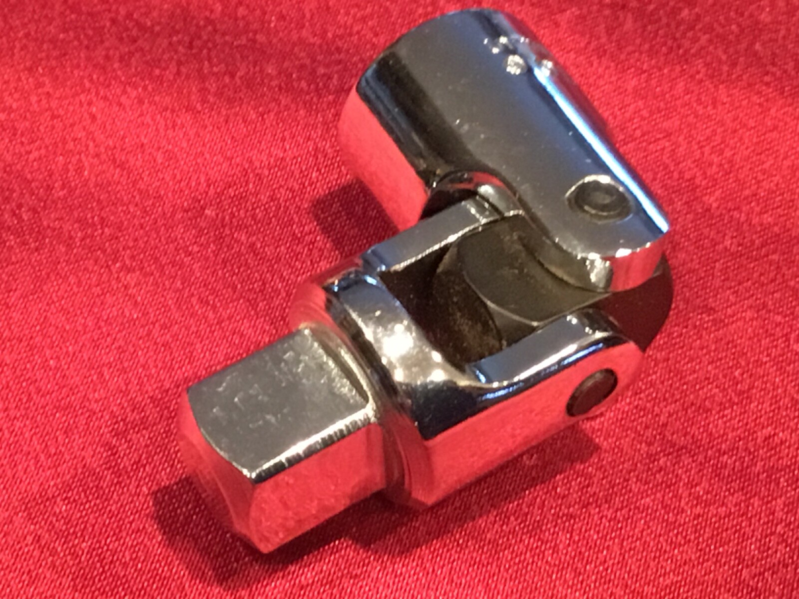 PROTO Professional 5470 1/2″ Drive Universal Joint Swivel Socket