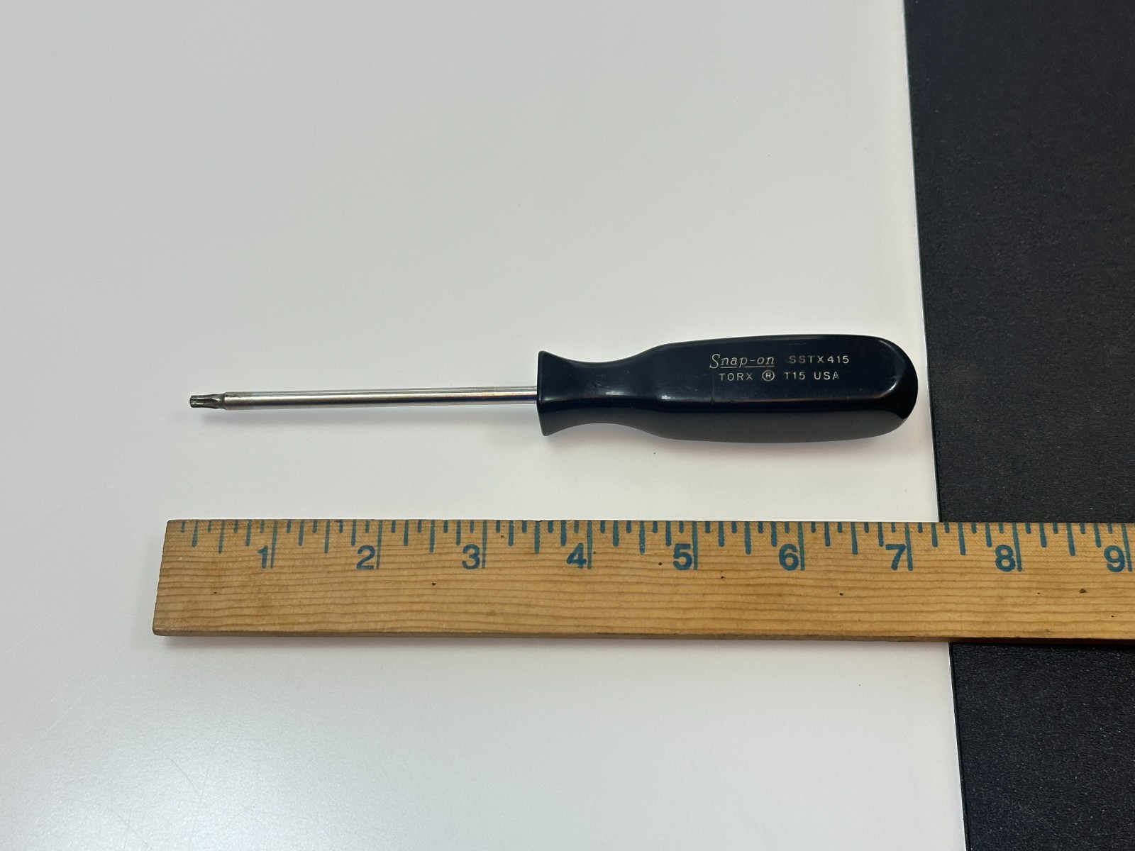 🇺🇸 Snap-on Tools USA SSTX415 T15 Torx Screwdriver, Classic Black Hard Handle