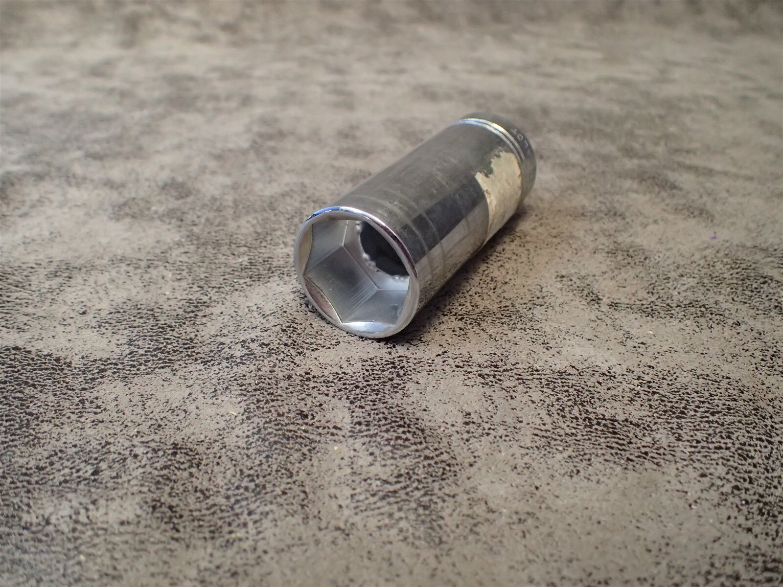 12-232 ARMSTRONG 1/2″ Drive, 1″ 6-point Deep Socket, Chrome Finish (BN228)