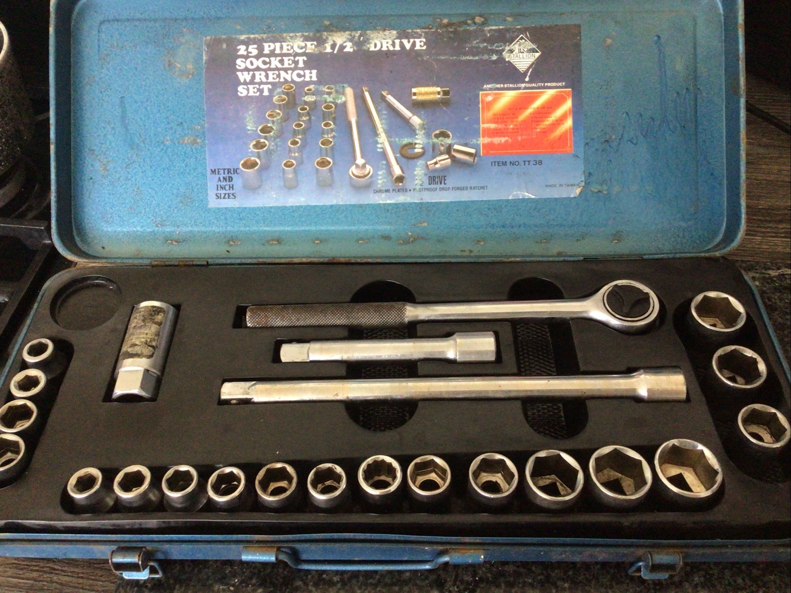 STALLION 21PC RATCHET AND SOCKET SET. Metric and Imperial