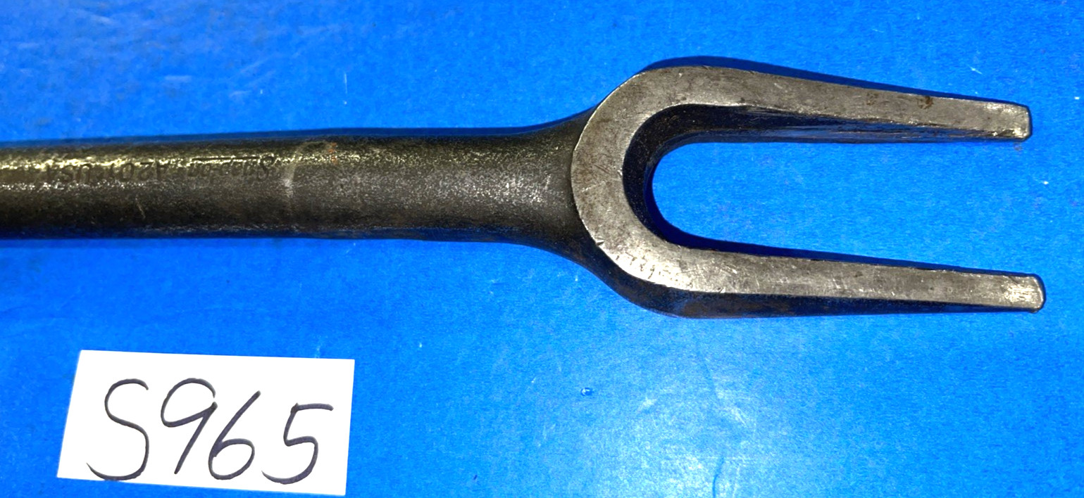 SNAP-ON TOOLS BALL JOINT/TIE ROD SEPARATOR TOOL A201 INCLUDES SHPPING IN THE US