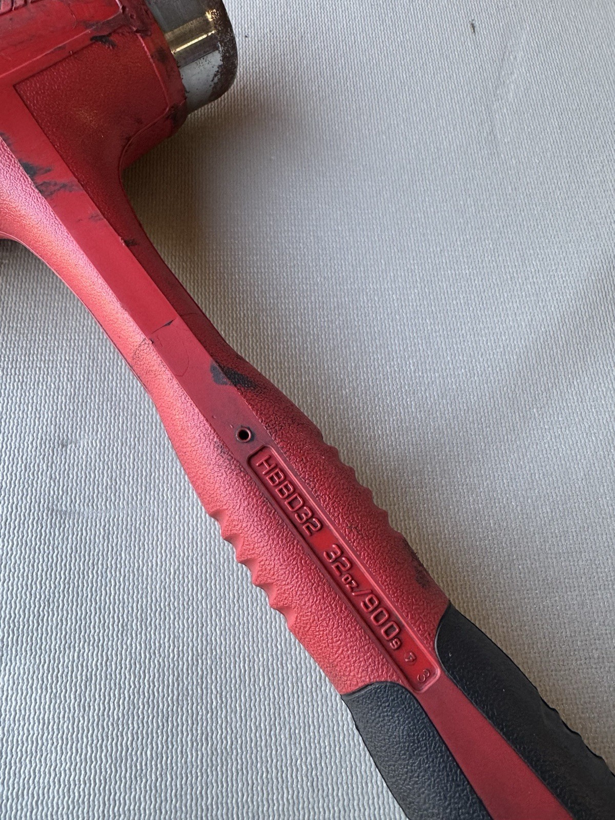 Snap On Tools 32 Ounce RED Soft Grip Dead Blow Ball Peen Hammer HBBD32