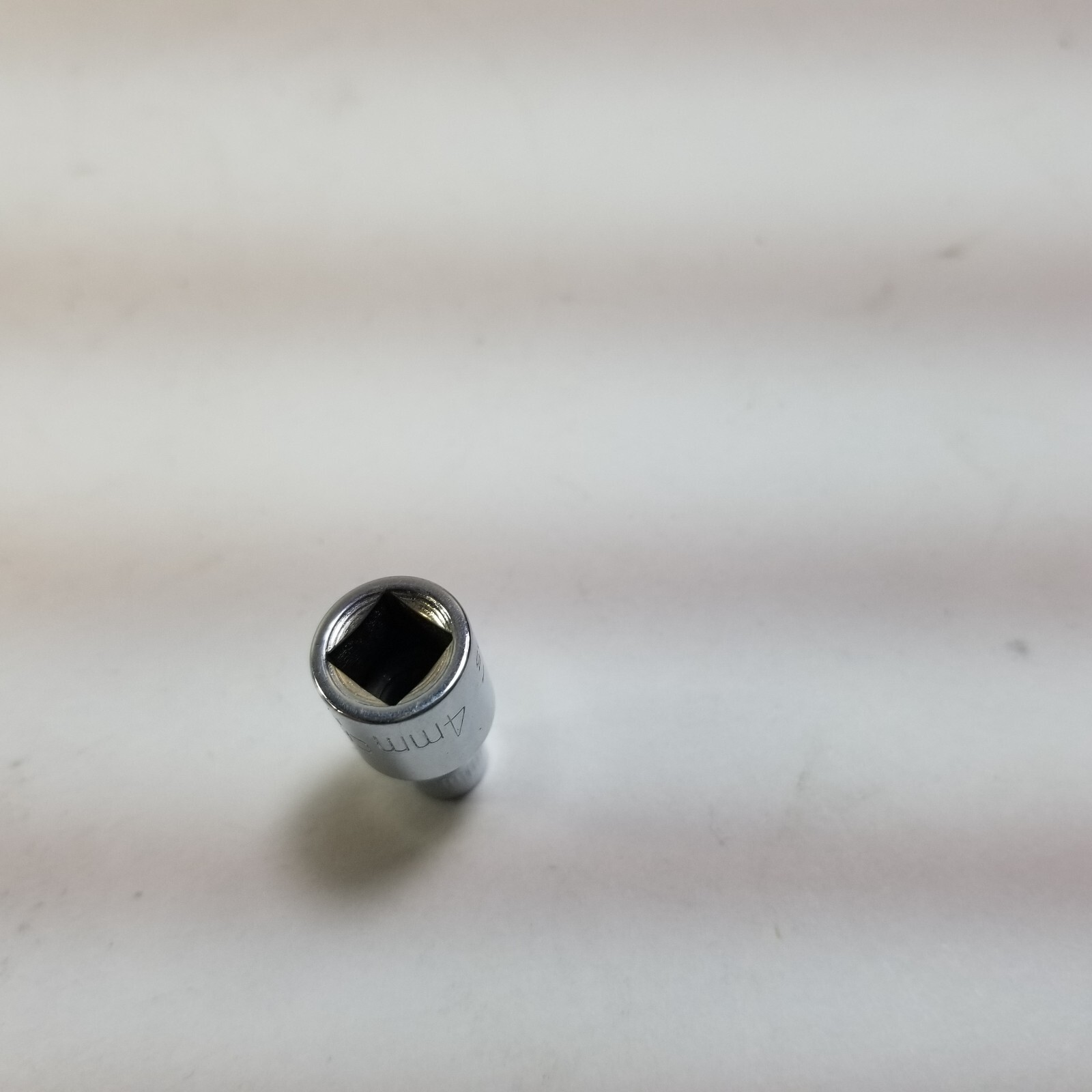 Vintage Craftsman 1/4″ Drive 4MM 6 Pt Shallow Socket G 43505 Top Knurl USA