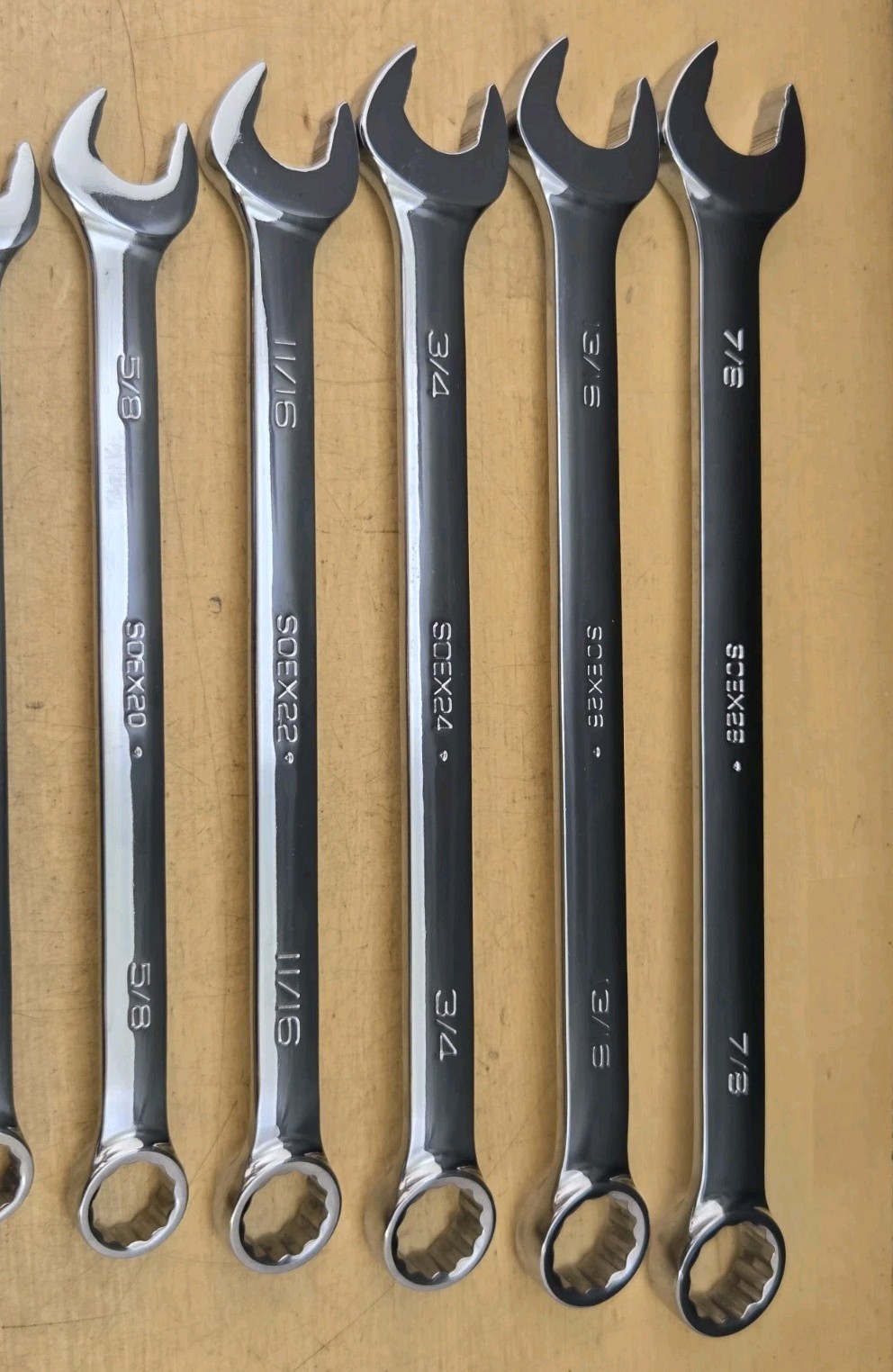 New Snap On SOEX710 – 10 Pc SAE Flank Drive Plus 12Pt Combination Wrench Set