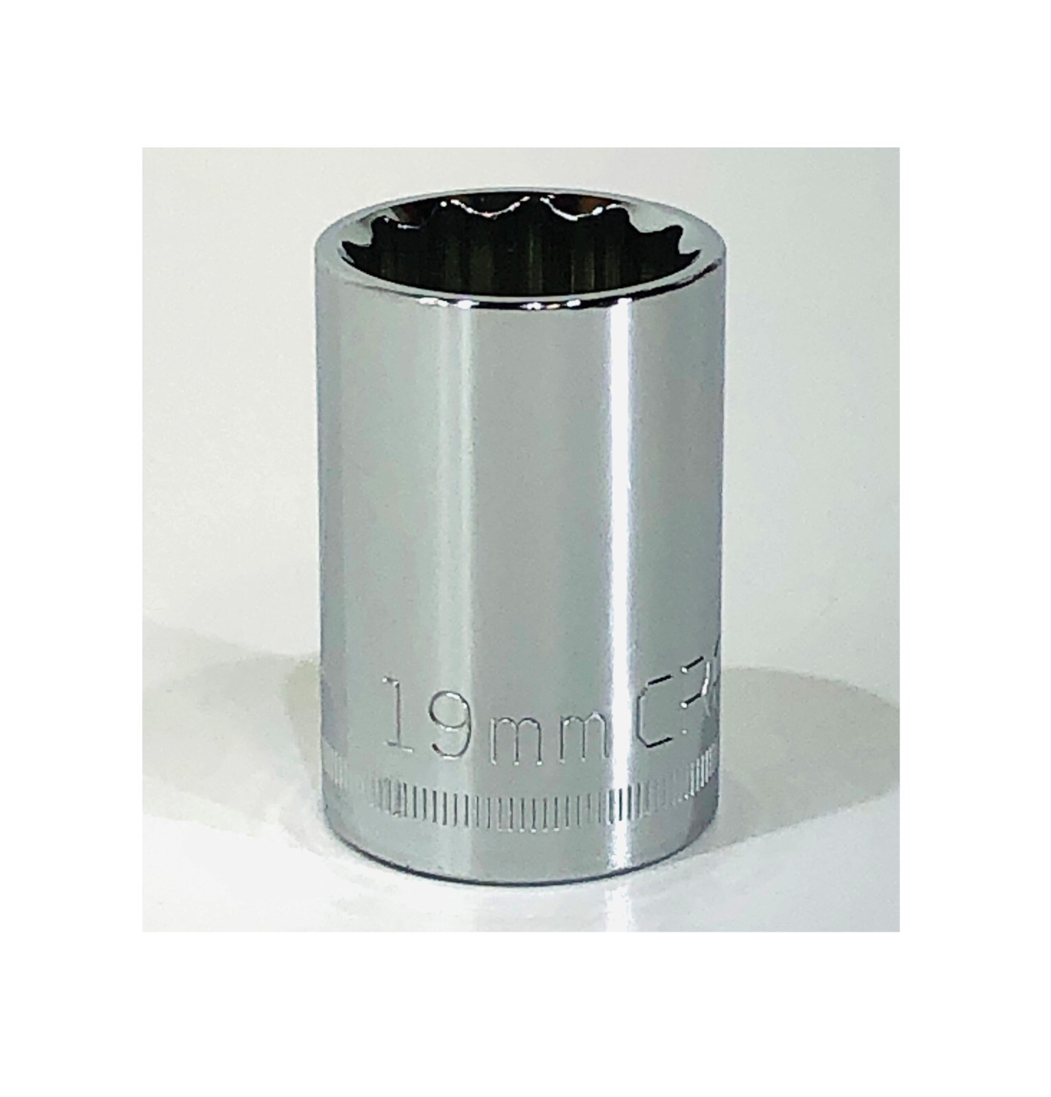 NEW Craftsman 19mm 1/2″ Drive Metric 12 Point Socket – 44238