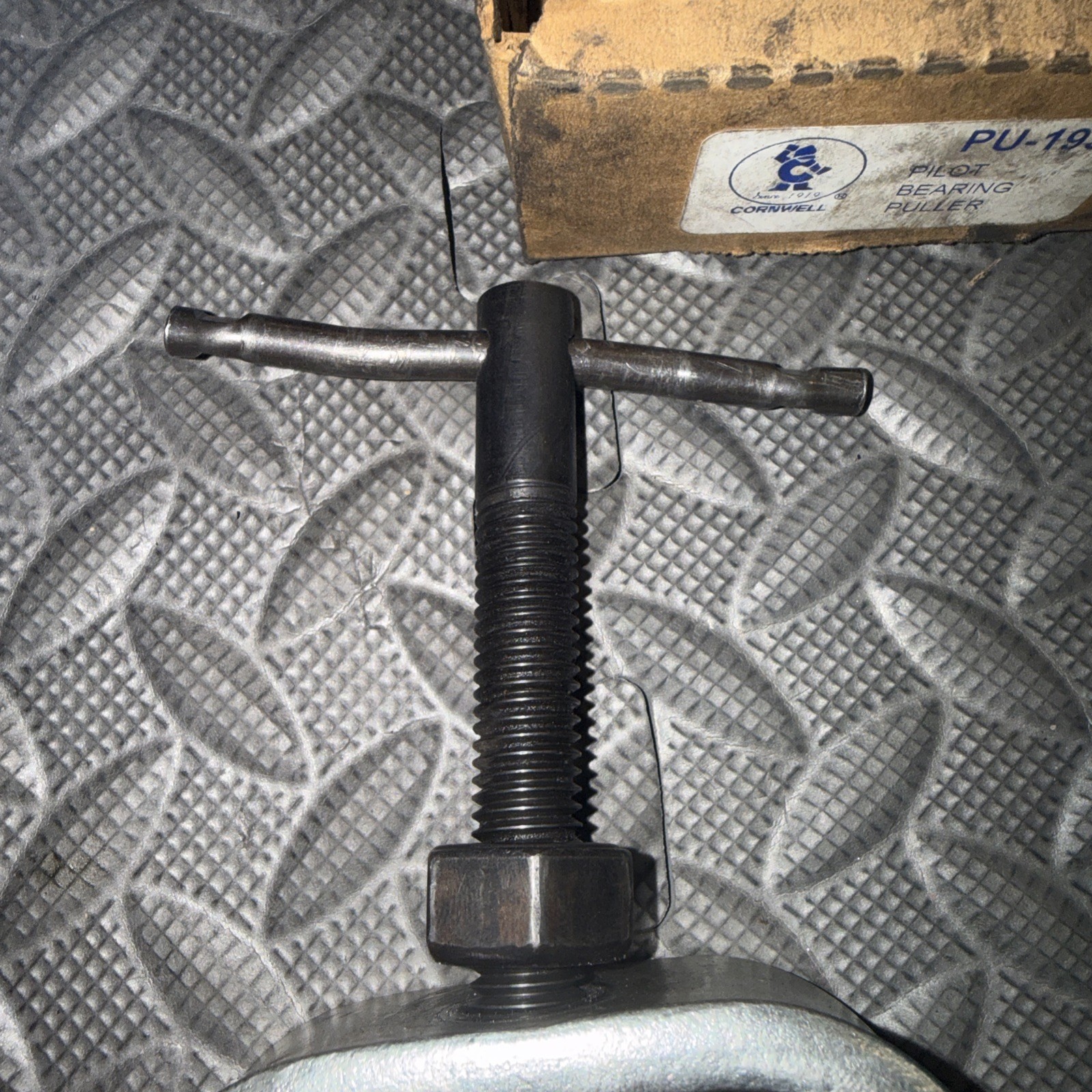 CORNWELL TOOLS PILOT BEARING PULLER PU-193 extra legs FREE Shipping