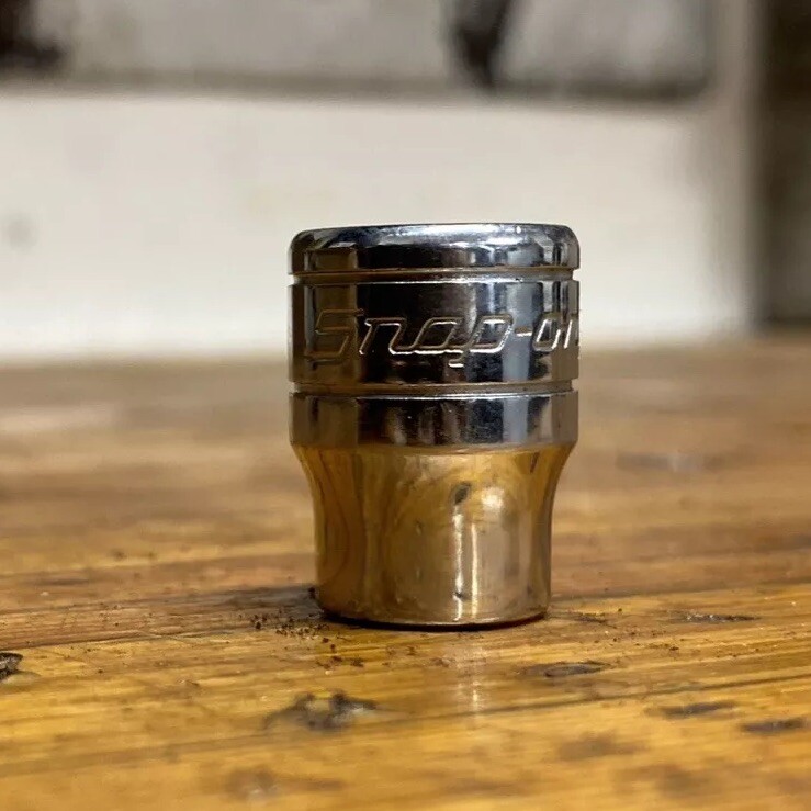 Snap-On Tools USA 3/8″ Drive 3/8″ SAE 12 Point Shallow Chrome Socket F121 Nice!