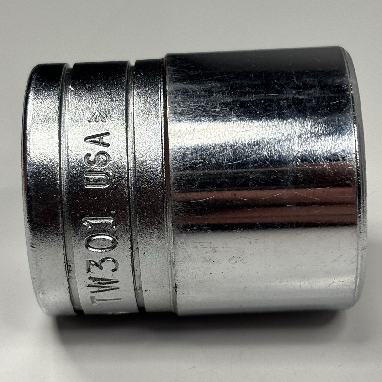 Snap On Tools TW301 1/2 Dr 6Pt SAE 15/16 Flank Dr Shallow Socket VTG 1983 USA