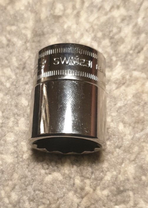 Snap-On SWM231 1/2″ Drive 12-Point 23 mm Flank Shallow Socket Bluepoint