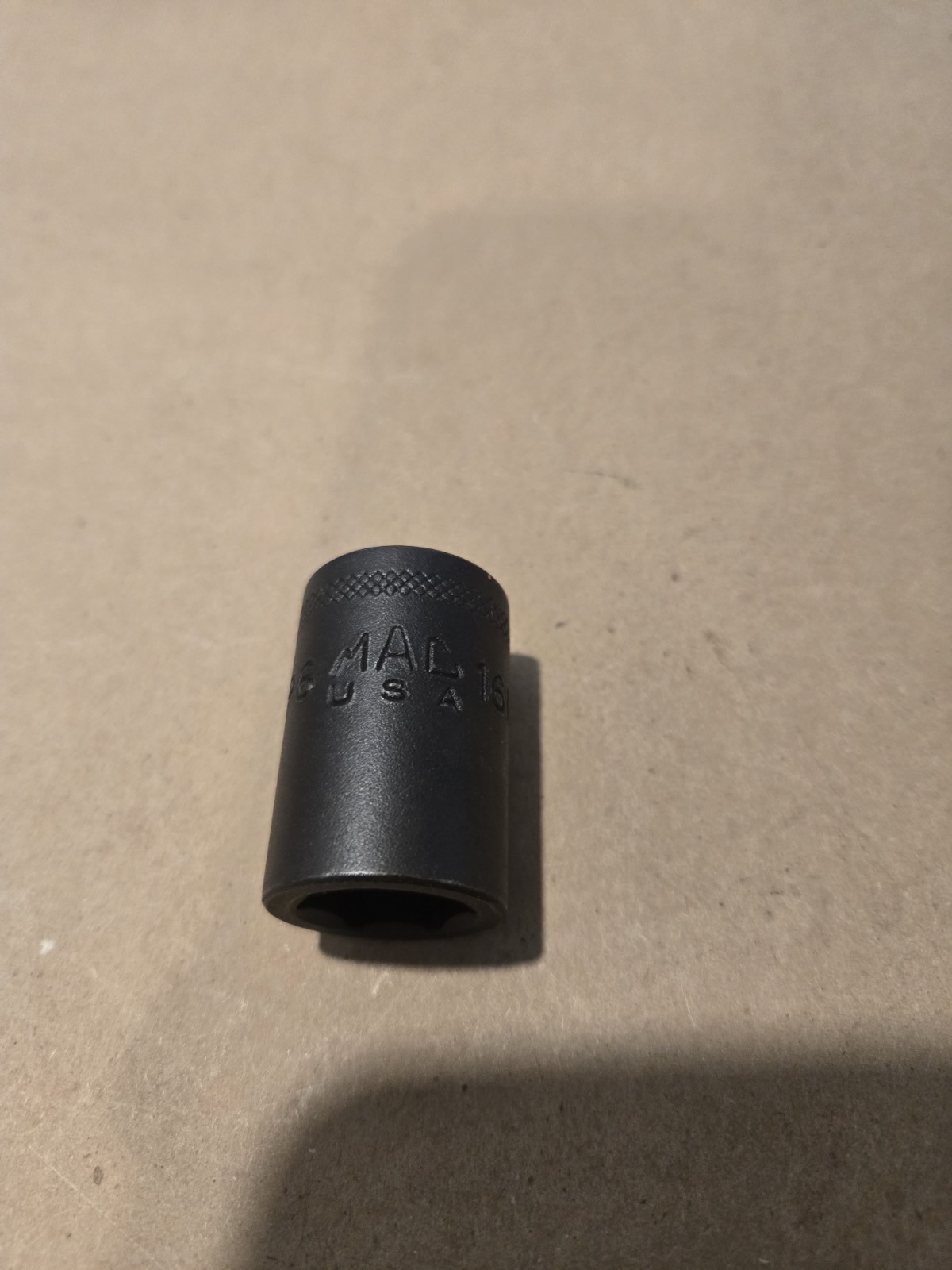NOS Mac Tools 1/2″ Drive 16MM 6PT Metric Shallow Impact Socket USA VP616MMR