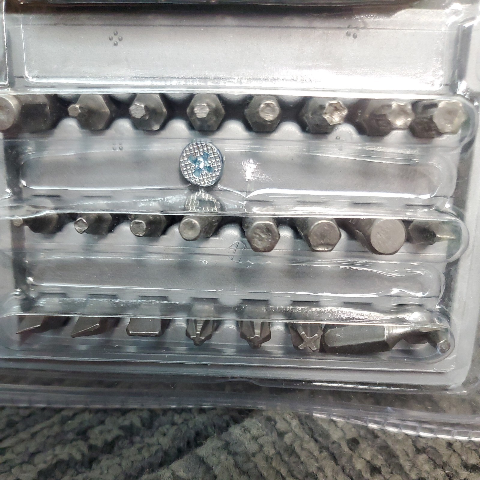 Kentucky Industrial Tools 41pc Socket Set With Ratchet Driver, Case, 23-PCS Bits