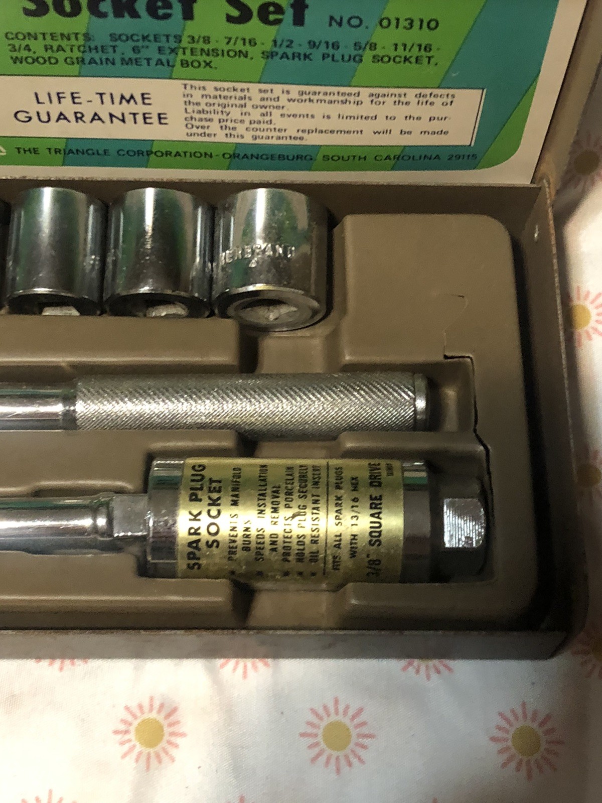 Herbrand 11-Pc 3/8″ Drive SAE Socket Set Ratchet Extension Spark Plug Metal Box
