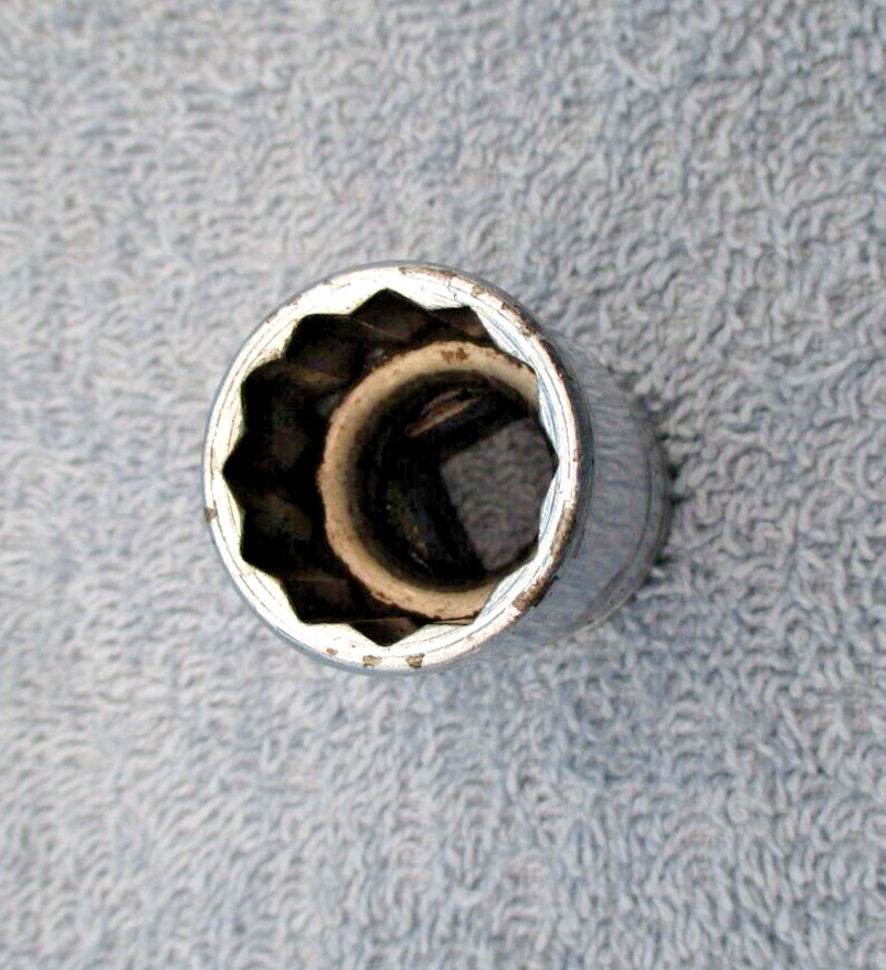 Snap-on Tools 13/16” 12 Point Socket 1/2″ drive SW-261