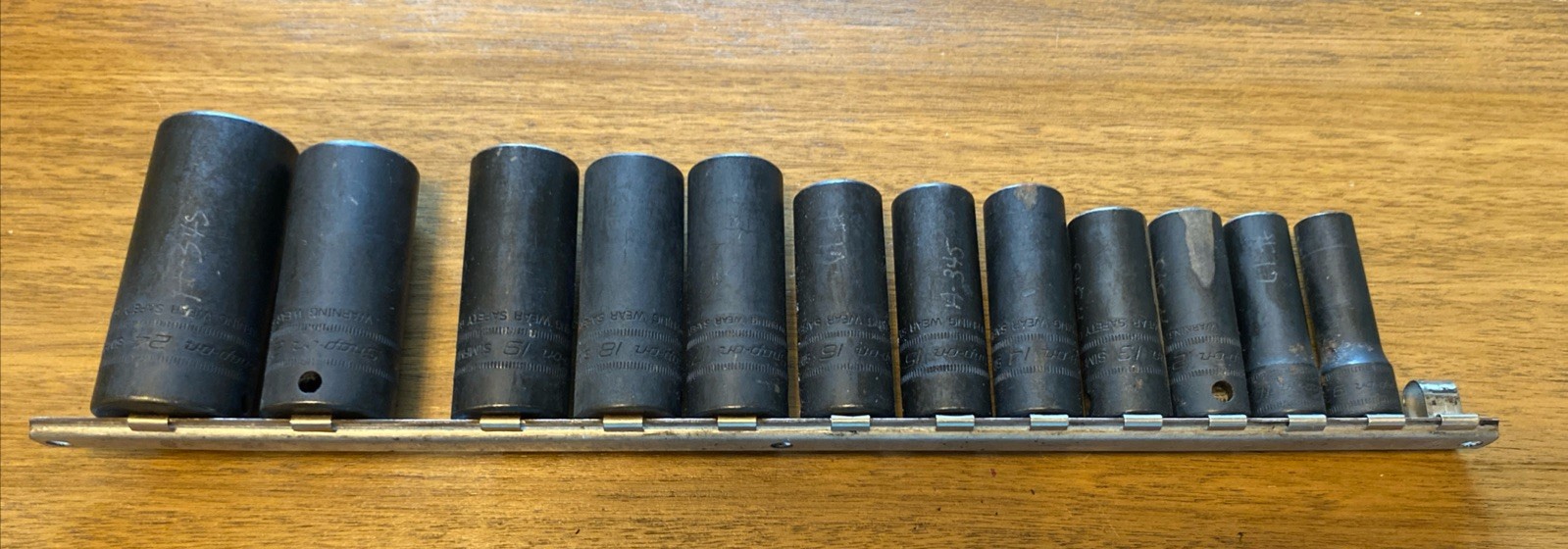 SNAP-ON 3/8″ DRIVE DEEP METRIC 6PT 11-19MM,9,21, 24MM IMPACT 12PC SET SIMFM