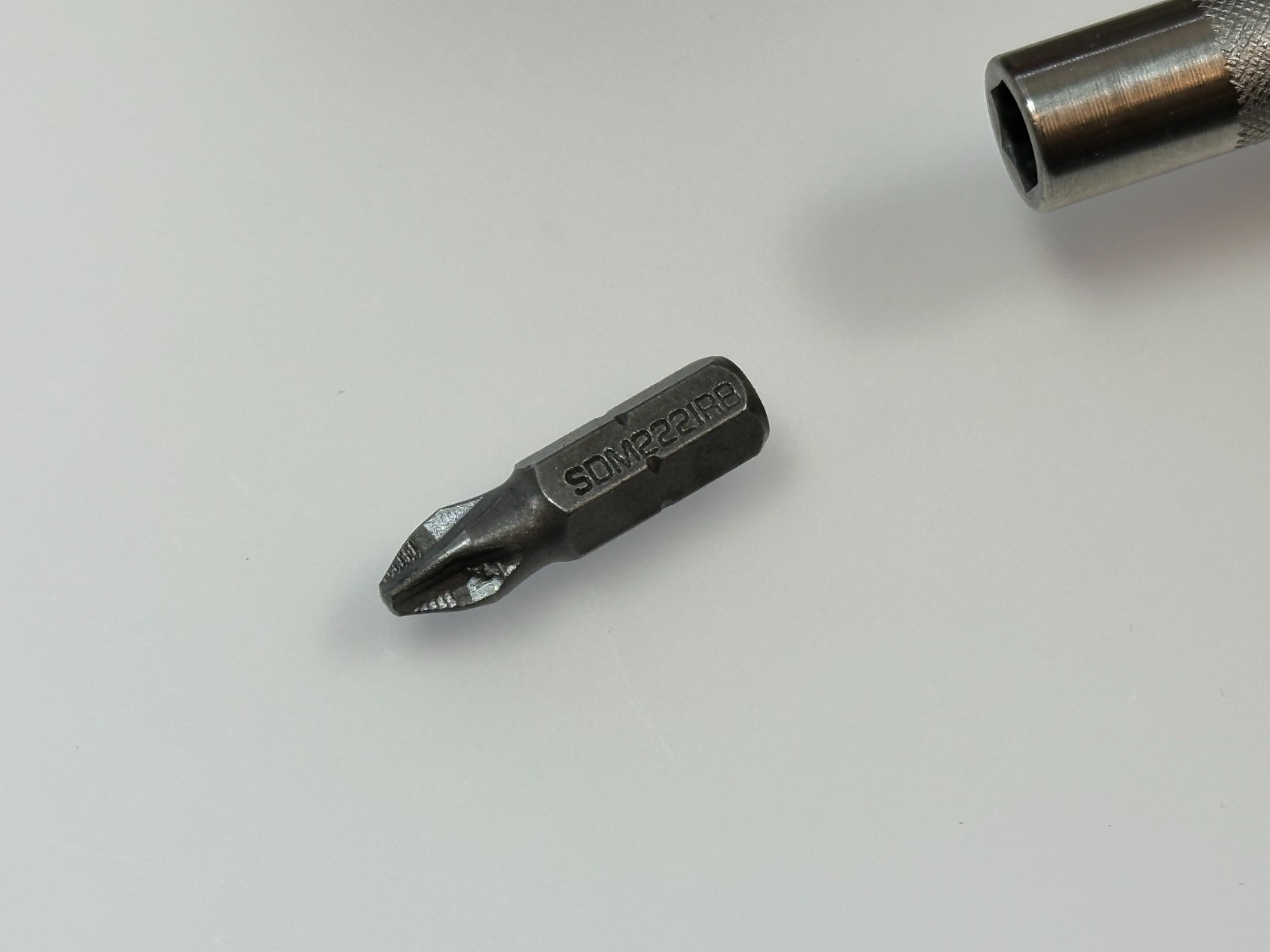 Snap-on USA American Airlines AMT 2026 Stubby Magnetic Ratcheting Screwdriver