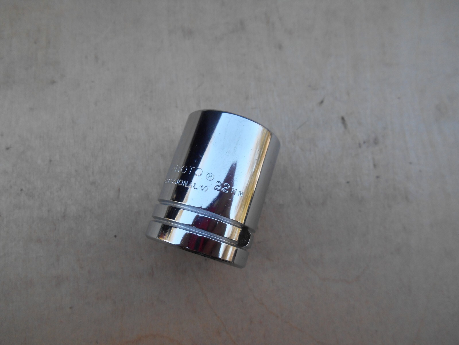 NEW 1/2″ DRIVE 22mm Std. SOCKET, 12-point, POLISHED CHROME, PROTO # 5422M