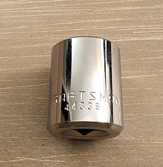 Craftsman 11/16″ Socket 12 Point 3/8” Drive EE 44336 (Taiwan)