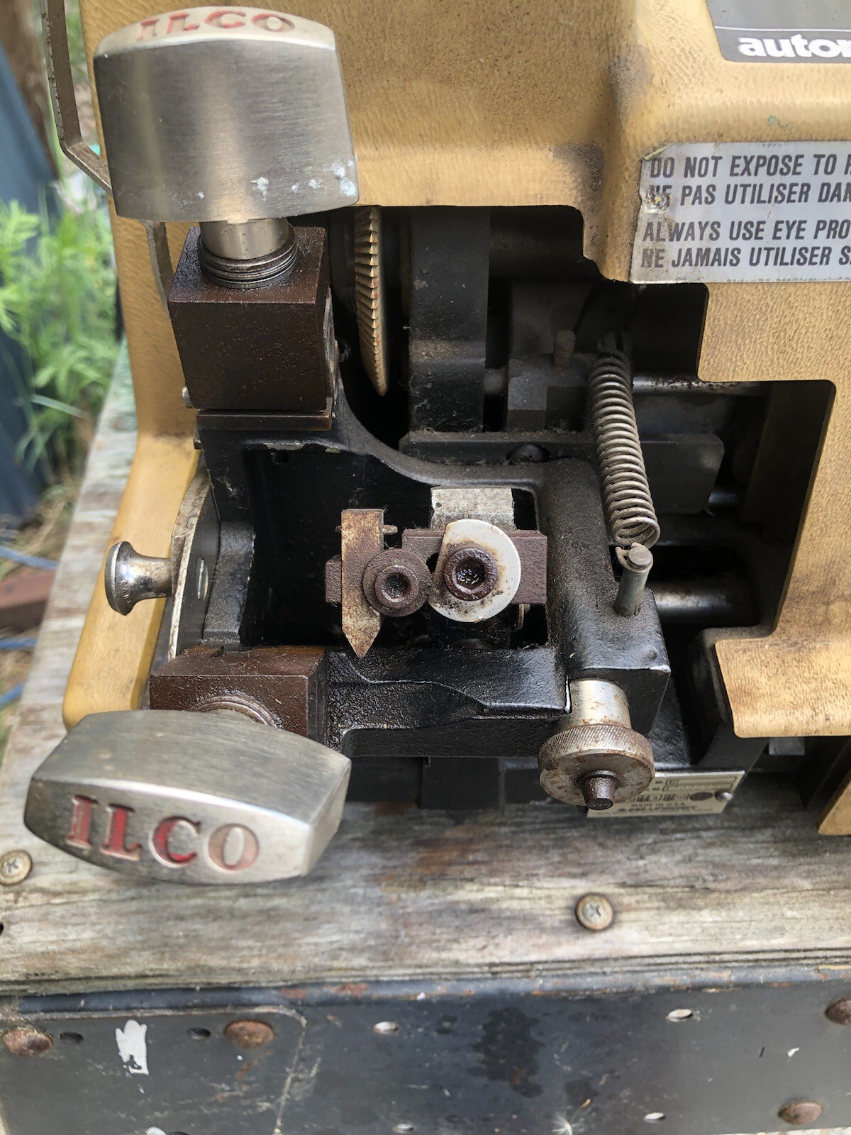 VINTAGE ILCO 017 Automatic Machine WORKS!