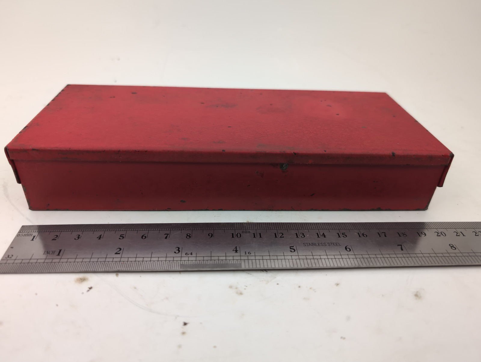 Charming Vintage Dayton Hand Tools Metal Box 8-1/4 x 3-1/2 x 1-1/2