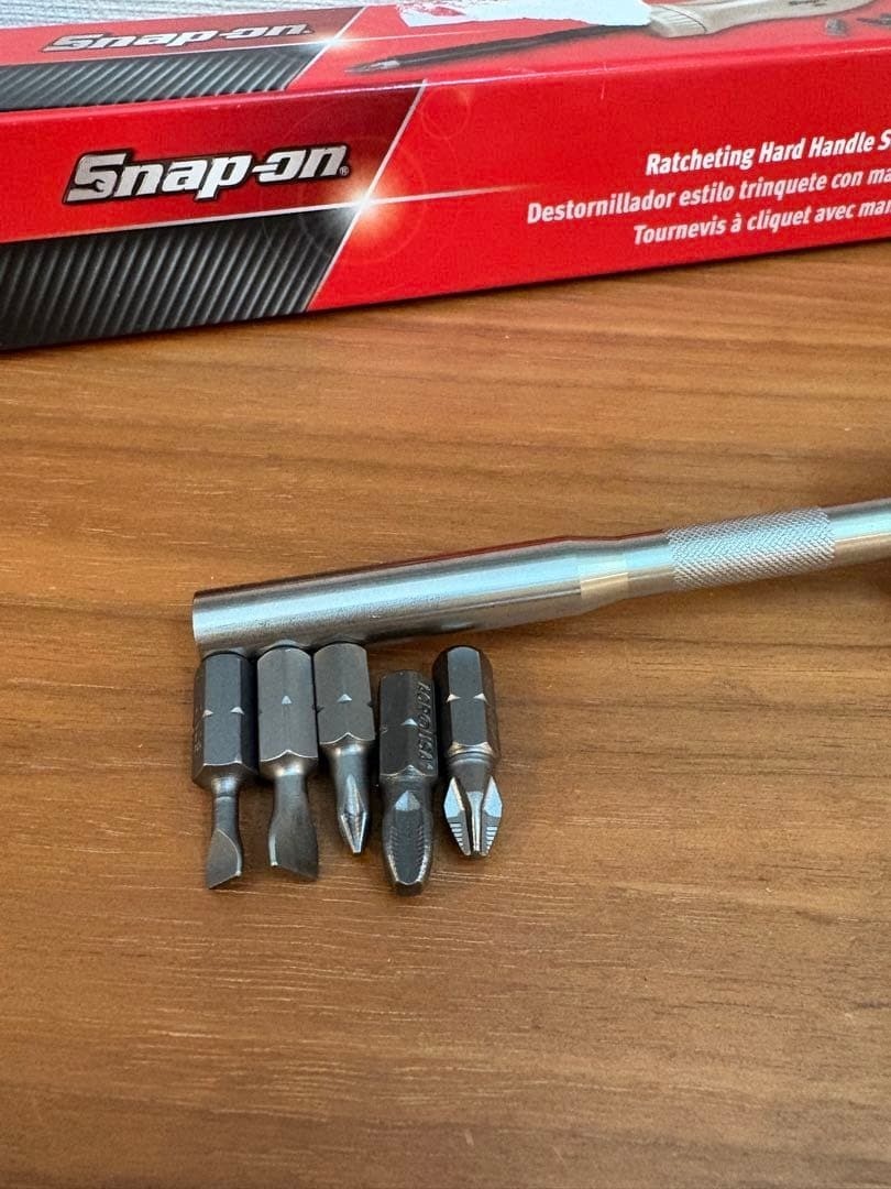 Snap-on SSDMR4BPW PEARL WHITE Hard Grip Ratcheting Screwdriver [Unused]