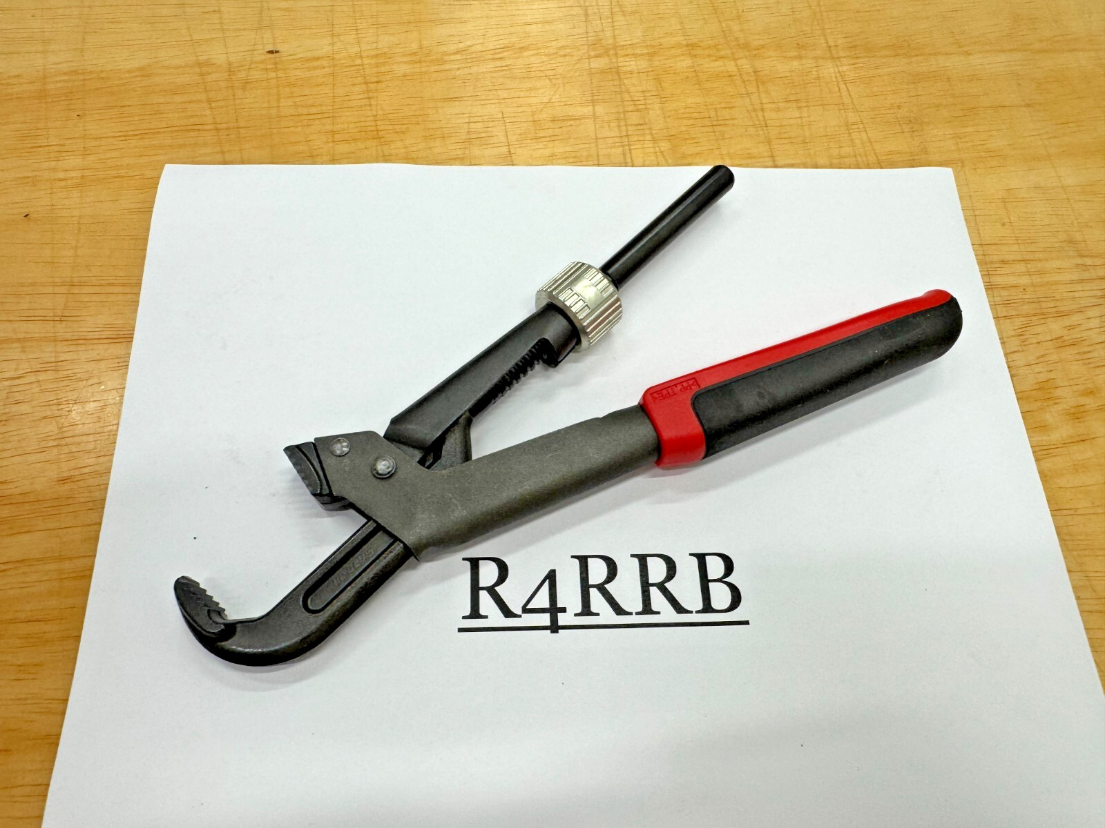 Snap-on Tools NEW RED 8-5/8″ Soft Grip Quick Adjust Pliers Wrench PWZ0QAR