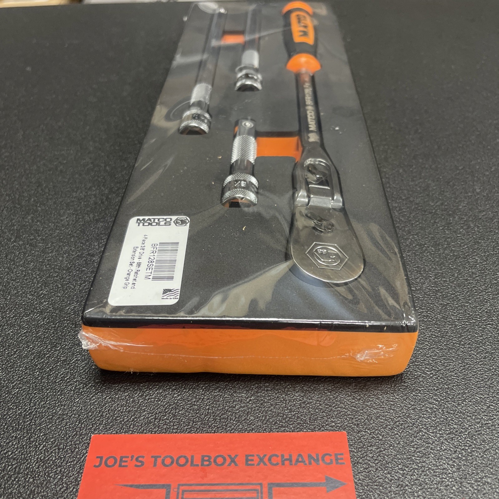 Matco Tools 3/8″ Drive Flex Ratchet + Extensions Foam Set Orange BFR128SETM