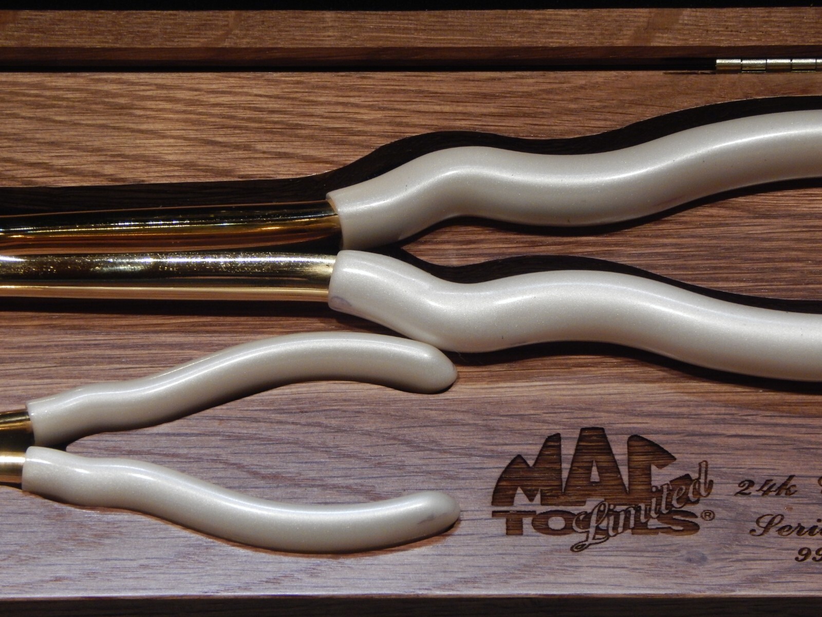 Mac 2Pc 24Kt Gold Plated Long Nose Pliers Set Pearl Grip Wood Box