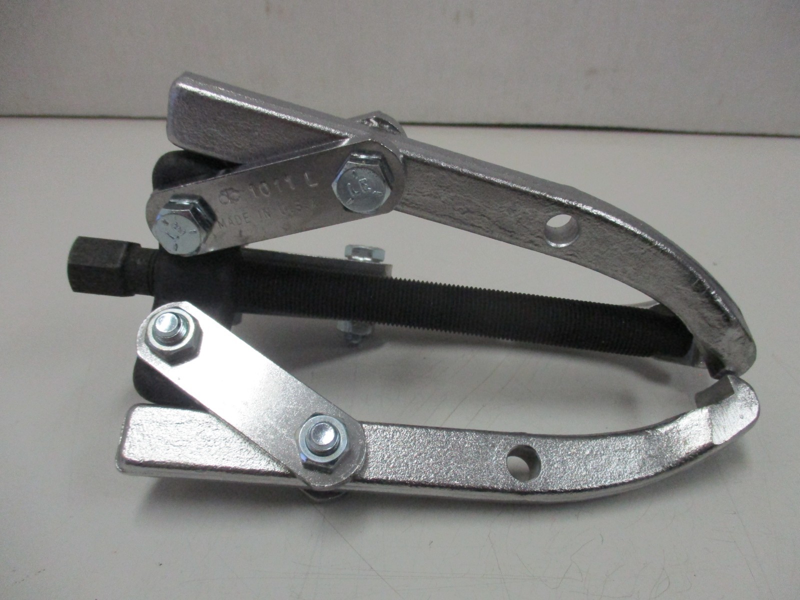 OTC 3 Jaw Puller # 1011L