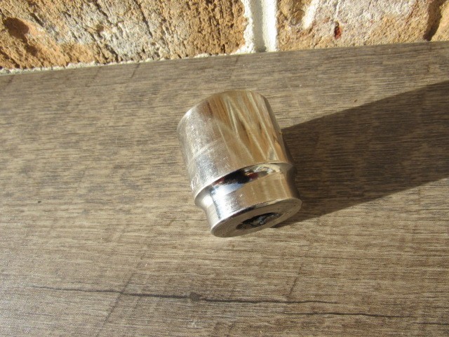 MATCO C422 1/2″ DRIVE 1 5/16″ CHROME SHALLOW 12 POINT 1 & 5/16″ C 422 SOCKET SAE