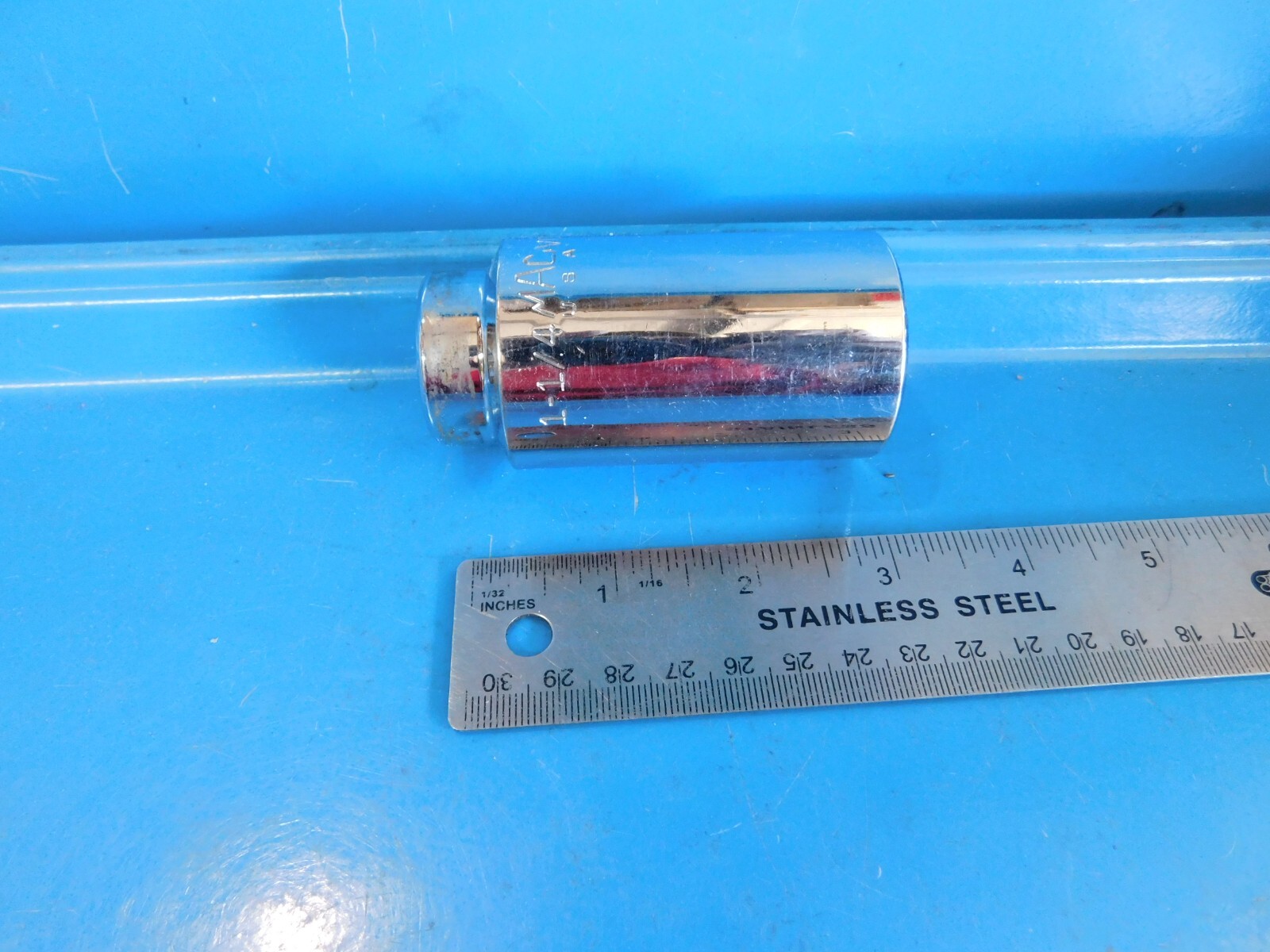 USED, MAC TOOLS » 1-1/4 IN. » DEEP 12 PT. 1/2 IN DR. SOCKET, PART #VD402