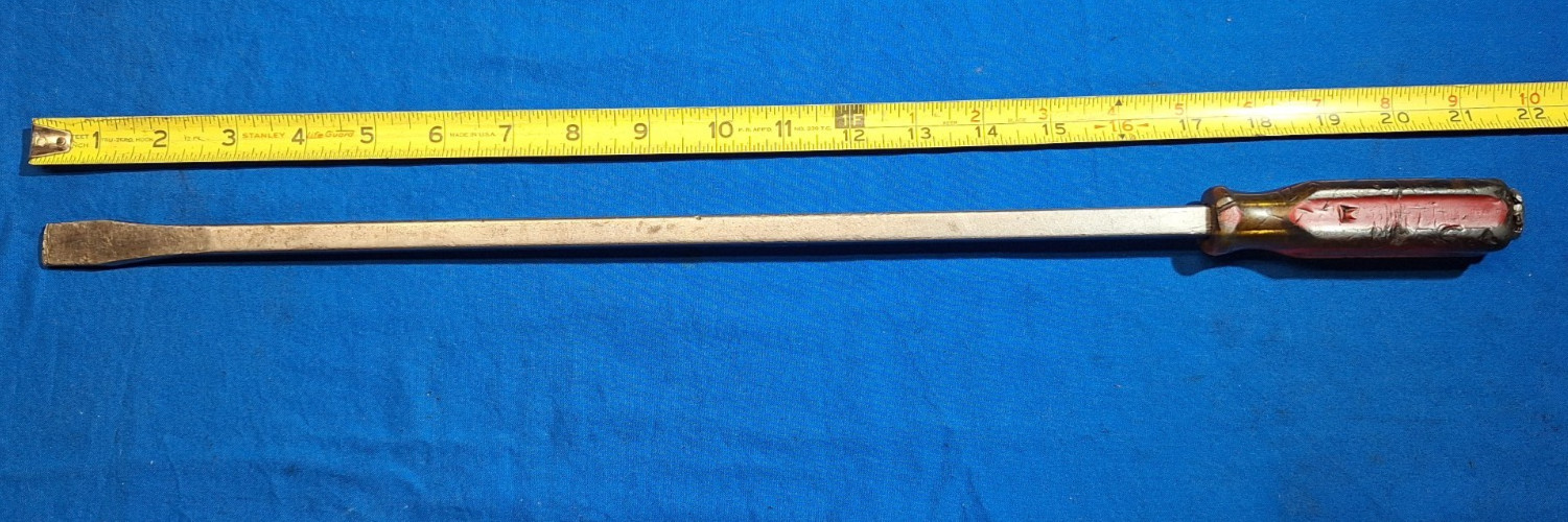 Vintage Mac Tools PL18 red and yellow handle striking pry bar 21″ long