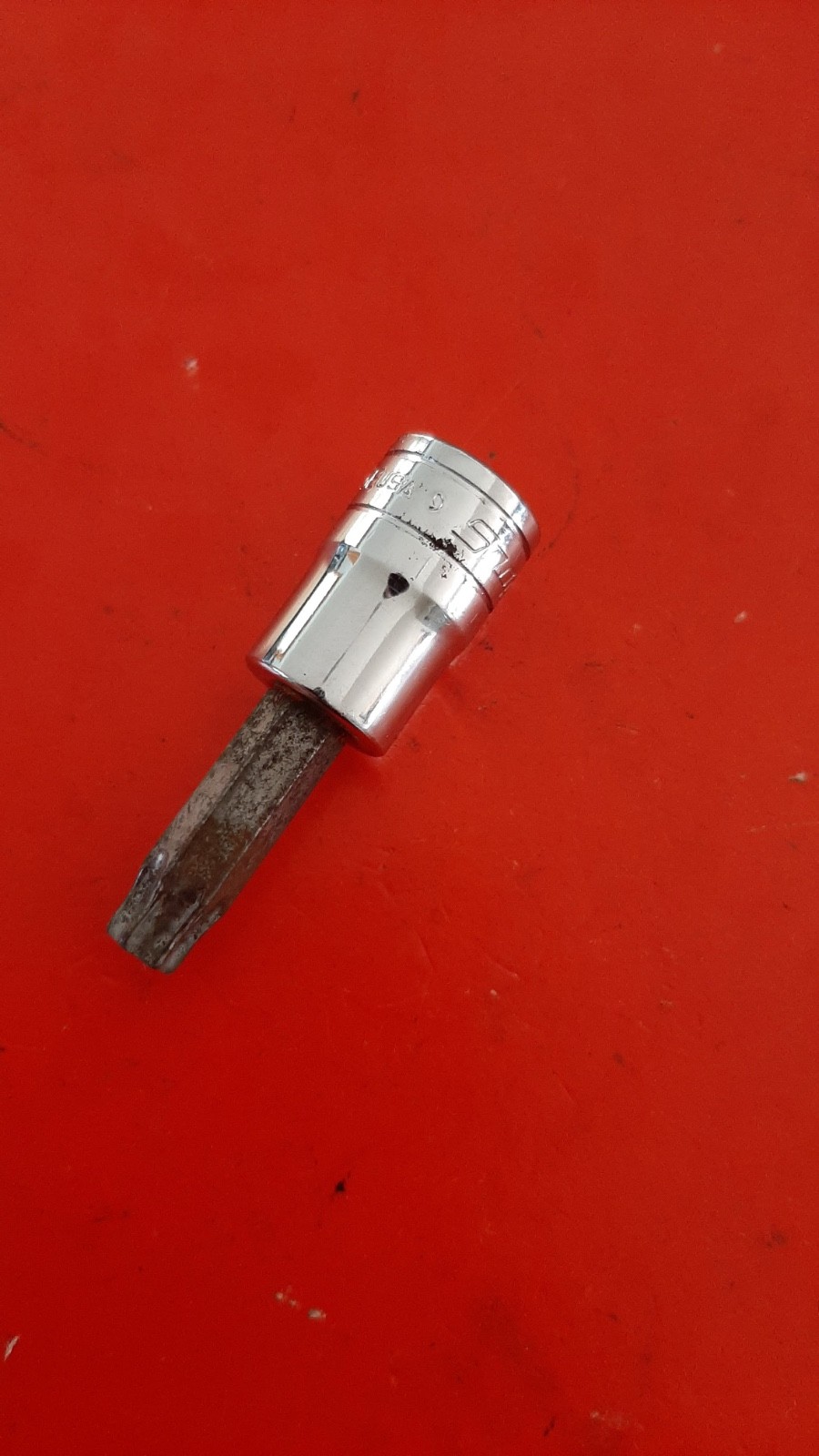 Snap-on Tools 3/8″ Drive T45 Standard Torx Bit Chrome Socket FTX45E USA