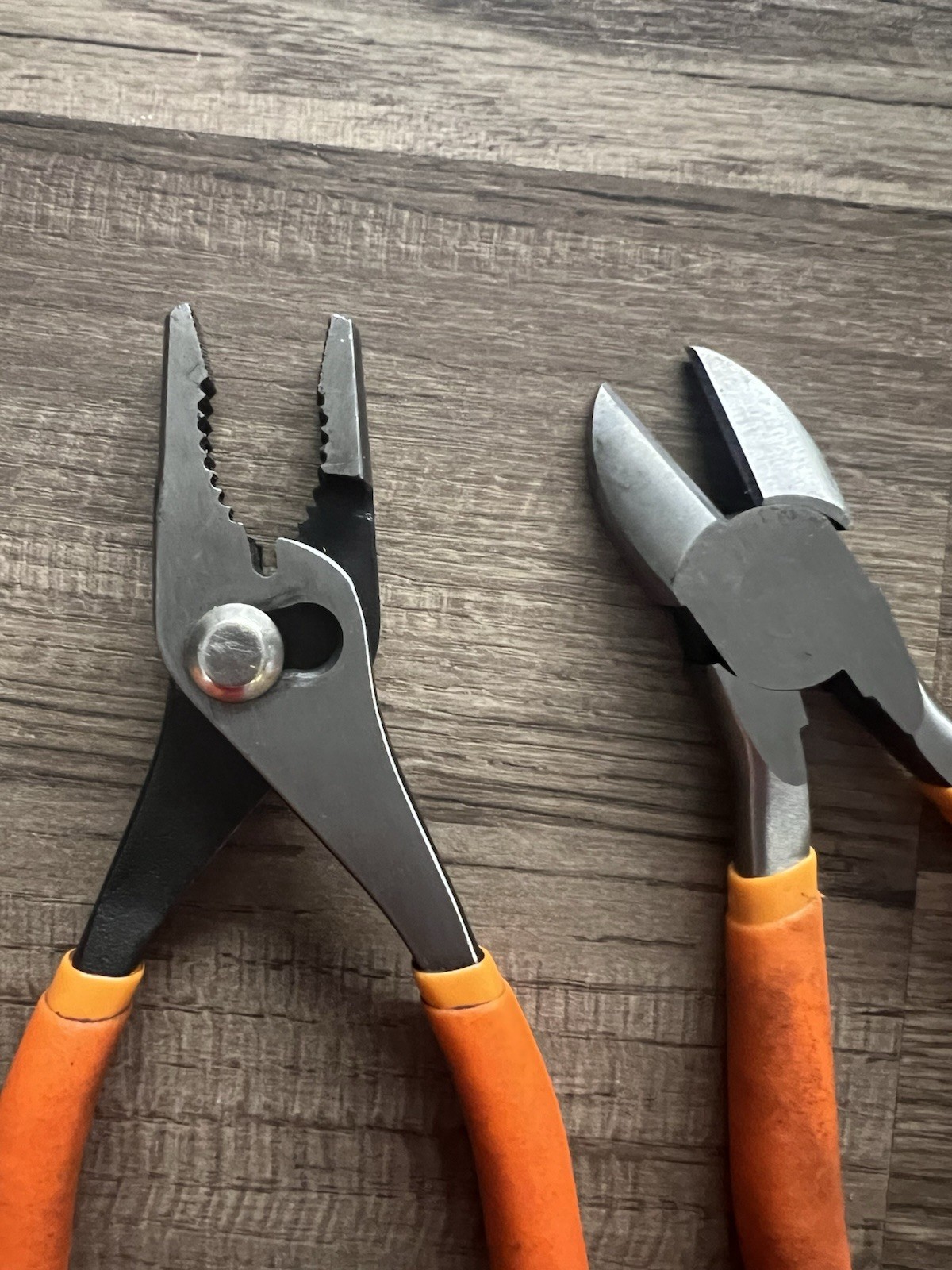 Matco Tools 4 Pc. Universal Plier Set – Orange SPU4M Nice Tools/v
