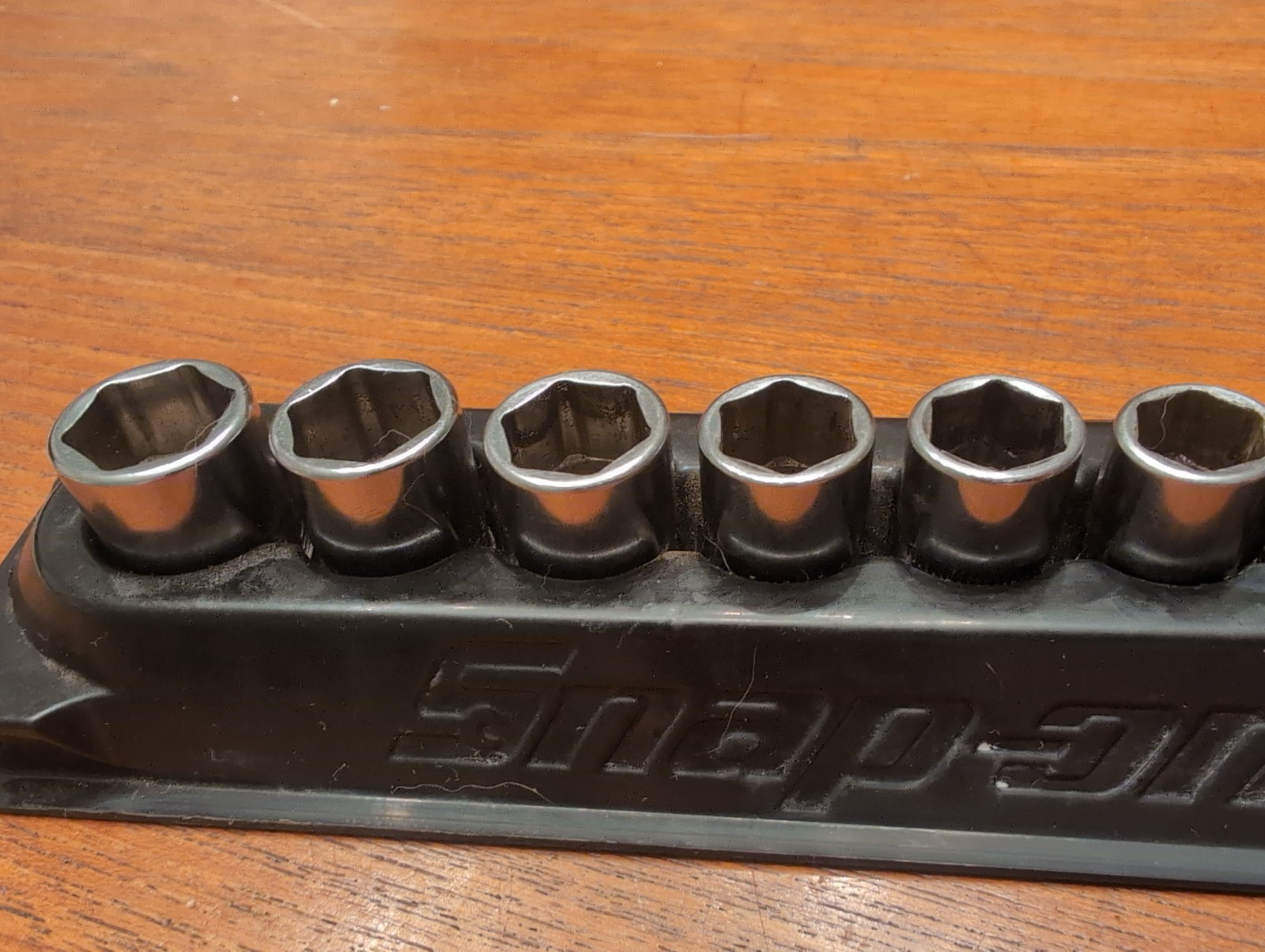 Snap-on 112ytmmy 1/4″ drive fdx 6 point metric shallow socket set 5-15mm