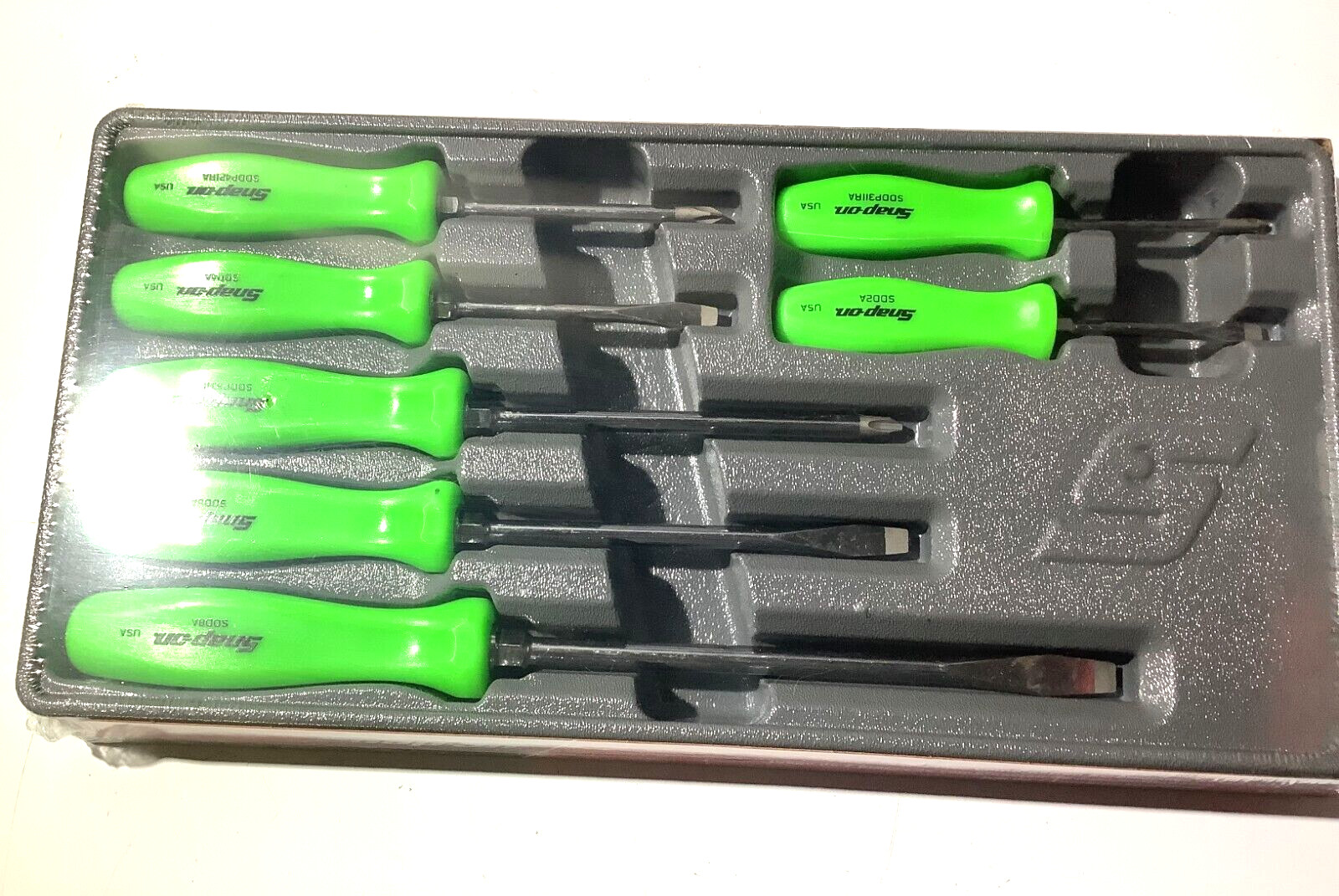 New Snap-on™ 7-piece Green Hard Handled Phillips & Flat Screwdriver Set SDDX70AG