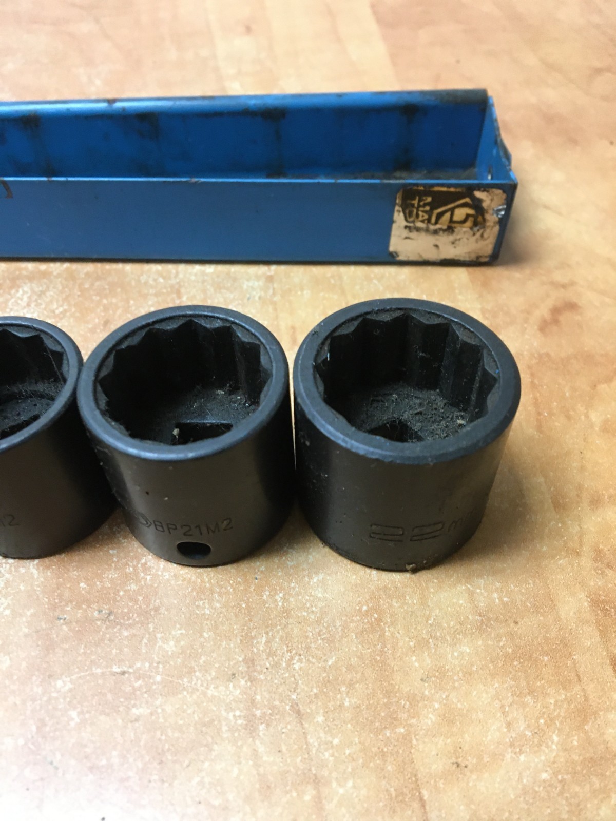 MATCO 13pc 3/8″ Drive Metric Impact Socket Set 10-22MM BP10M2A to BP22M2 w/tray