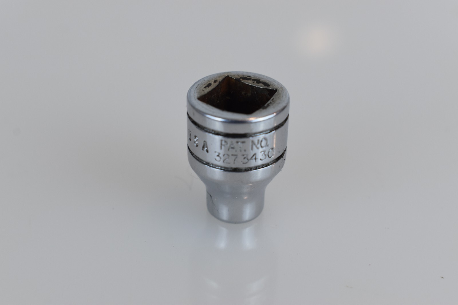 Snap On Tools FS081 1/4″ SAE Flank Drive Shallow Socket 3/8″ Drive 6 Point USA