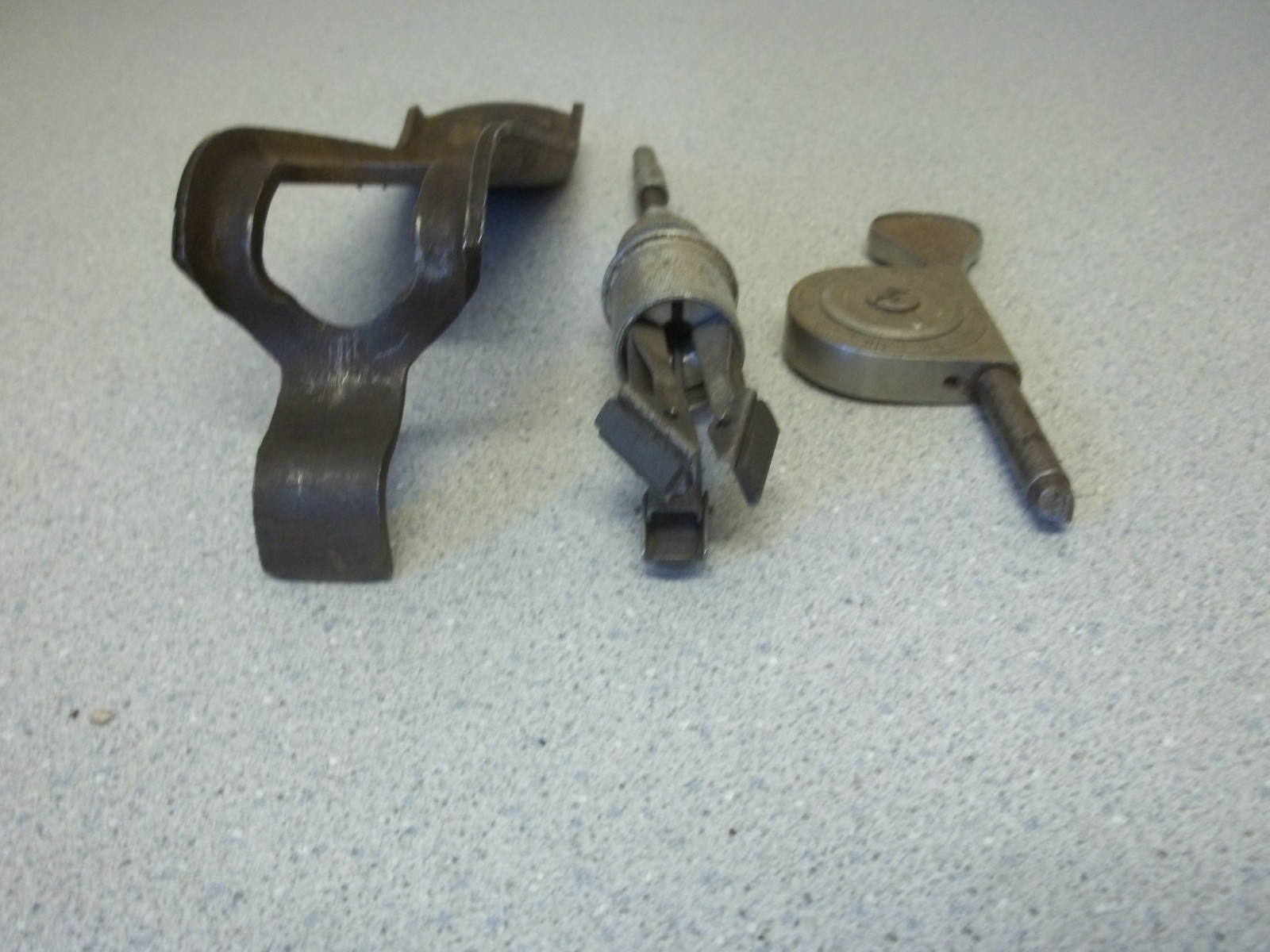 Automotive tools K-D 915 Valve Spring Compressor, L.S. Starrett speed indicator