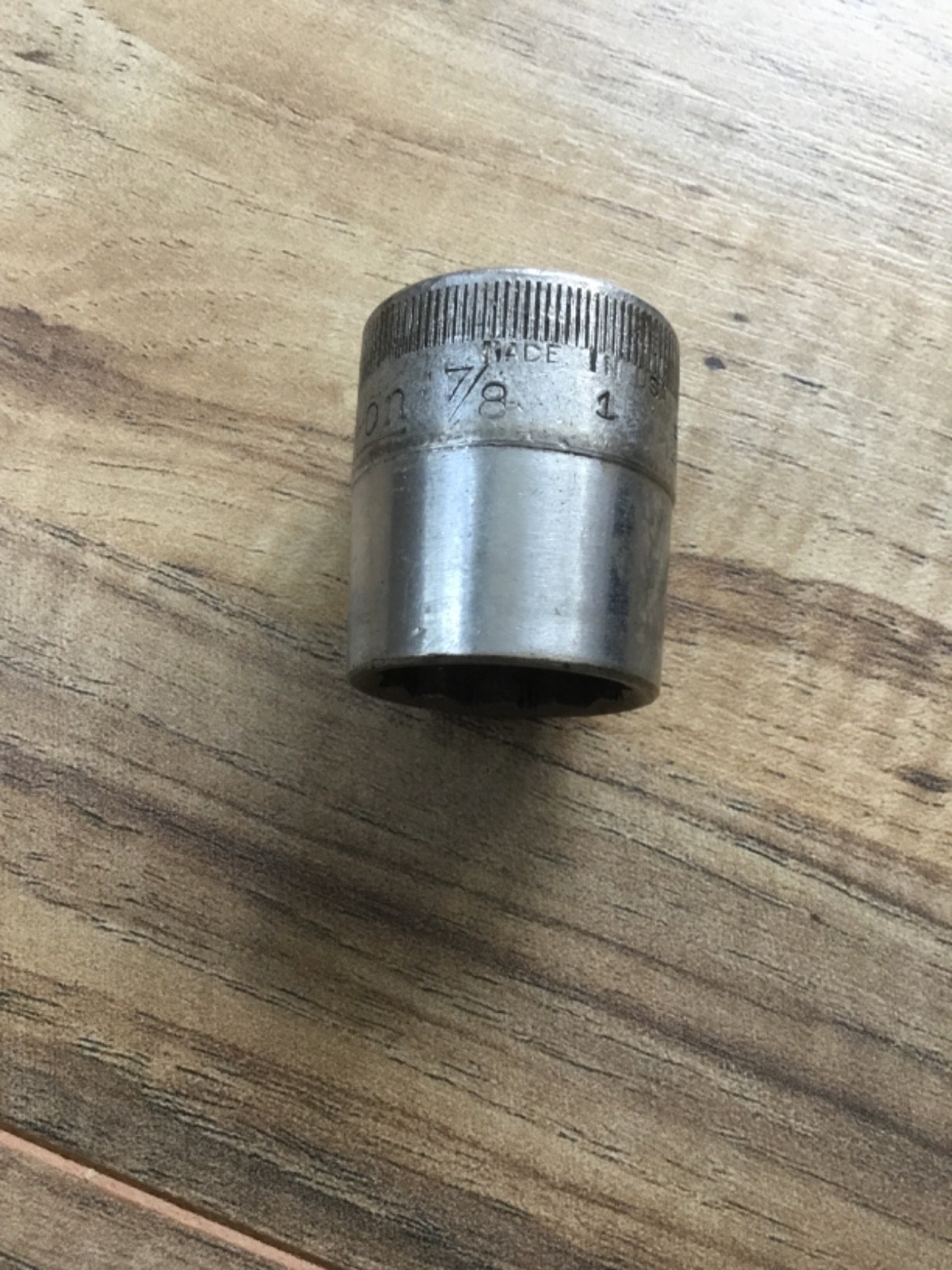 Vintage Snap On DH280, 1/2″Drive, 7/8” Socket, Shallow , 12 Point.