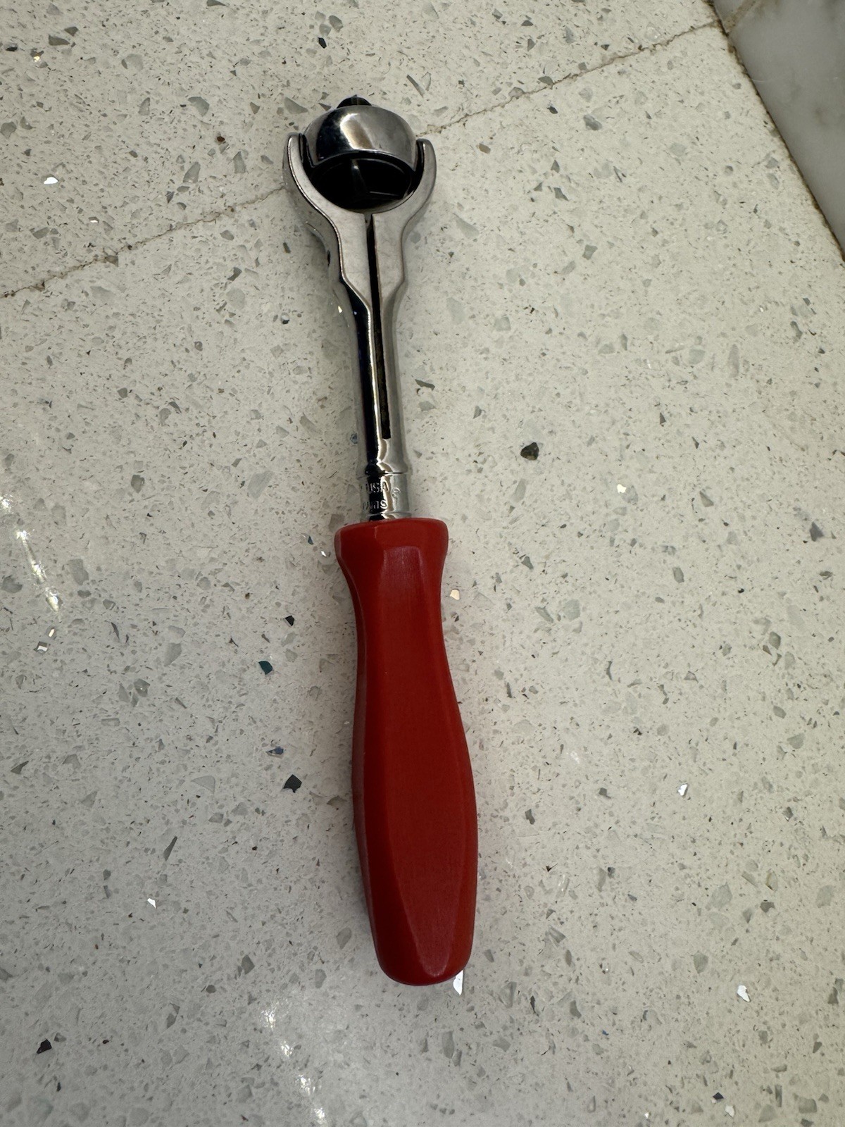 Snap-on THNFD72 1/4″ Drive Red Classic Hard Handle Swivel Ratchet