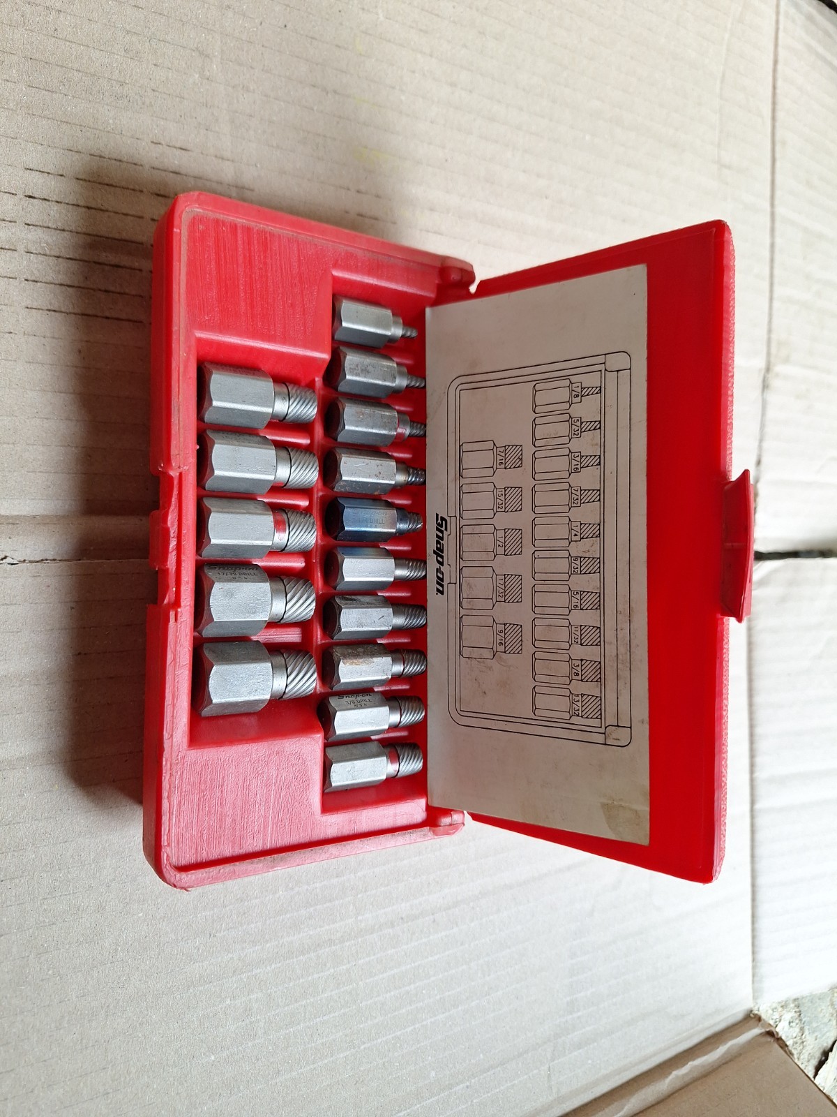 REX15B Snap-On Screw Extractor Set 15-Piece Hexagonal Head Multi Spline
