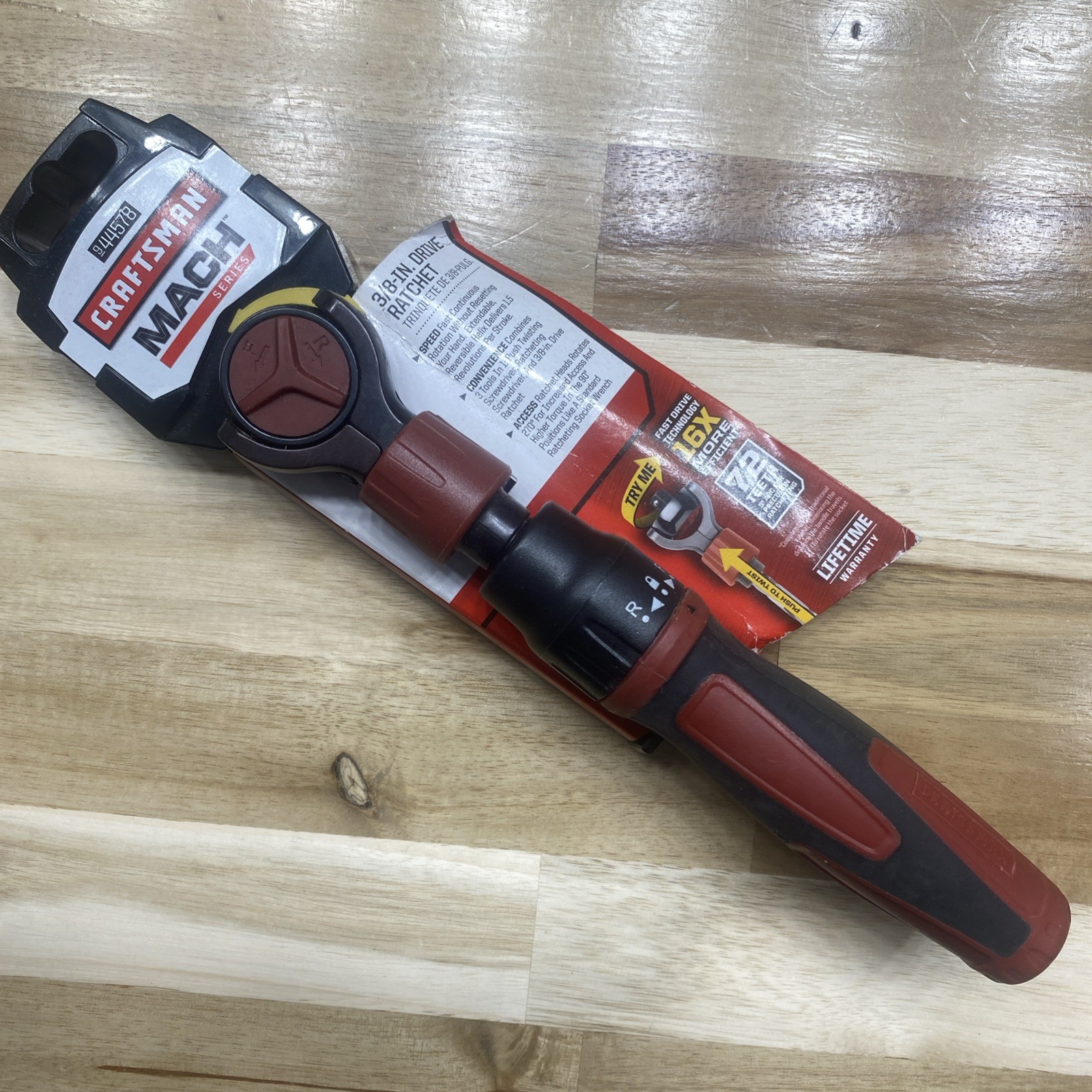 Craftsman Mach Series 3/8” Drive 72-Tooth Flex Head Extendable Ratchet 944578