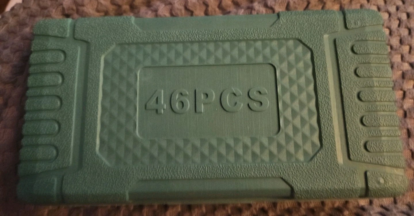 Unbranded, 46 Piece Socket Set, Open Box, Carrying Case Green