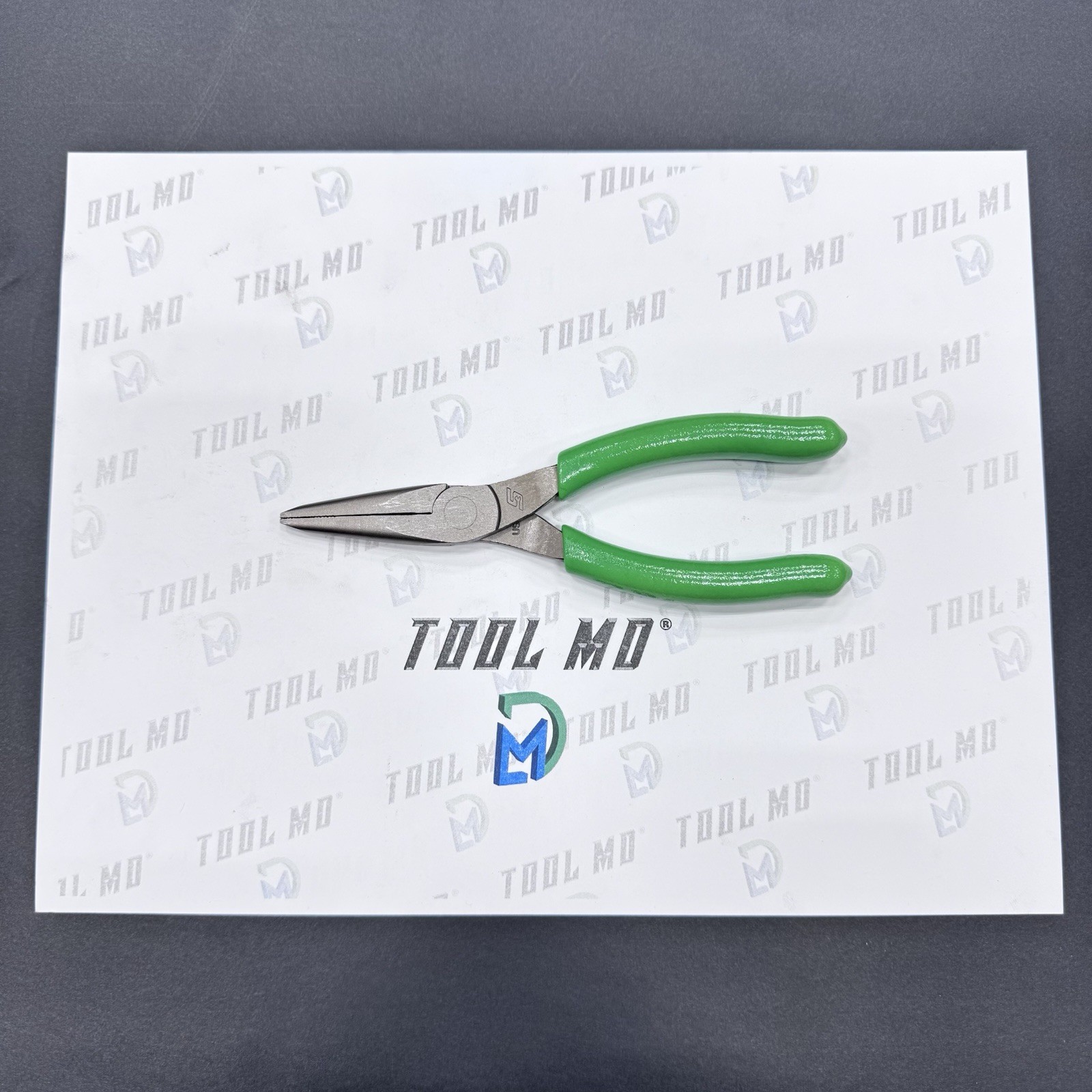 Snap-on Tools USA NEW GREEN 6″ Soft Grip Talon Grip Needle Nose Pliers 95ACFG