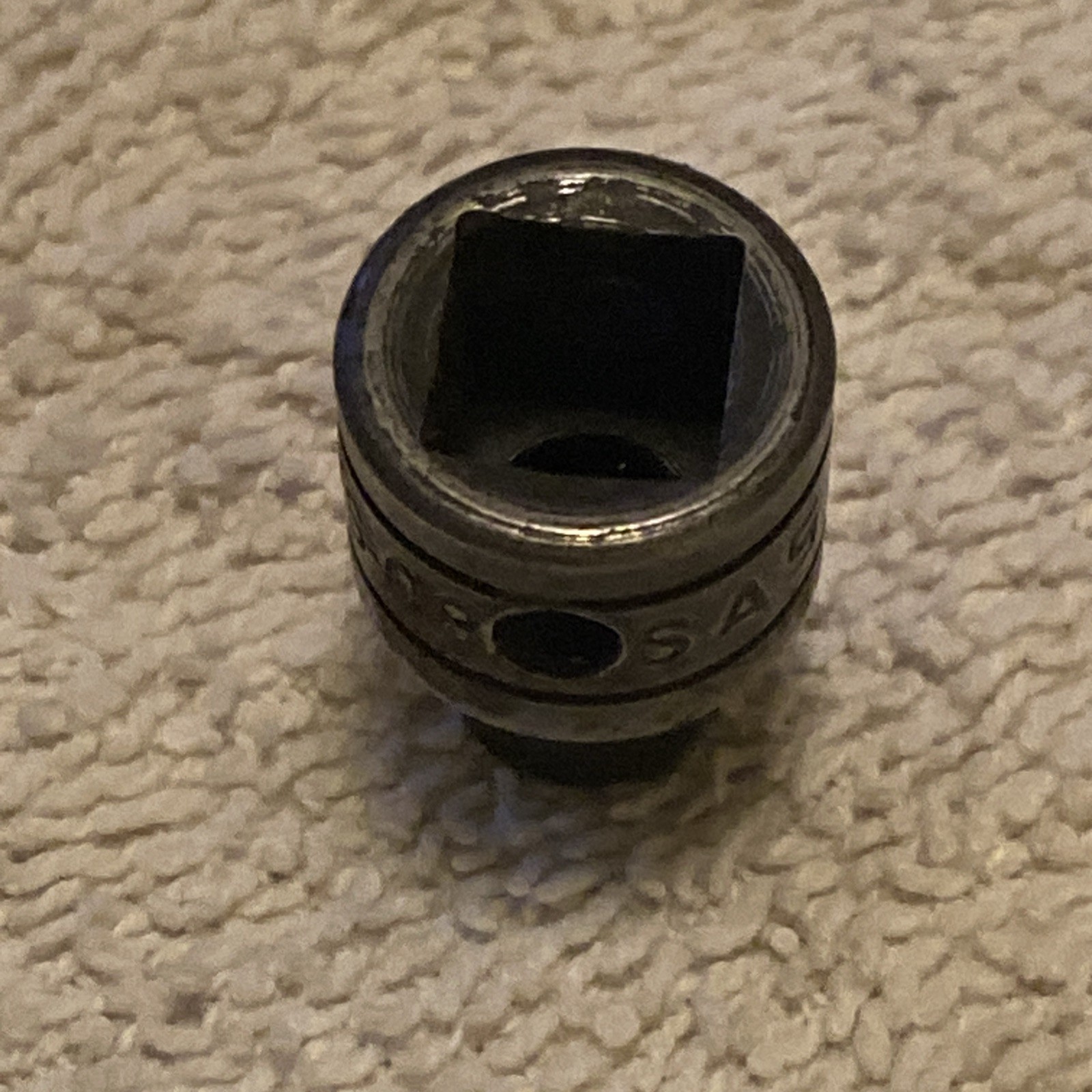 Snap-on Tools USA 3/8″ Drive 1/4″ Black Oxide Shallow Socket GFS081